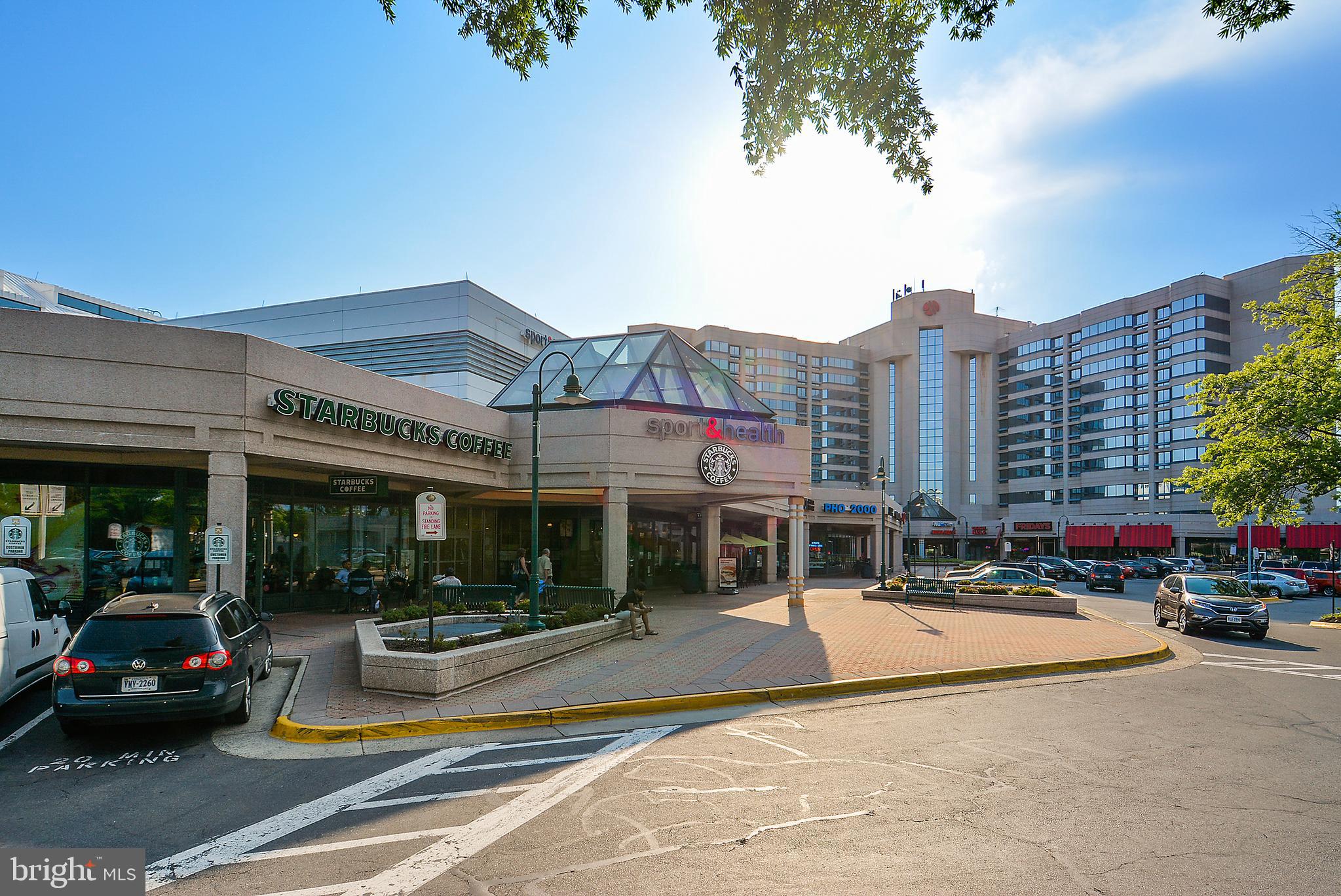 REFLECTION LAKE - Residential