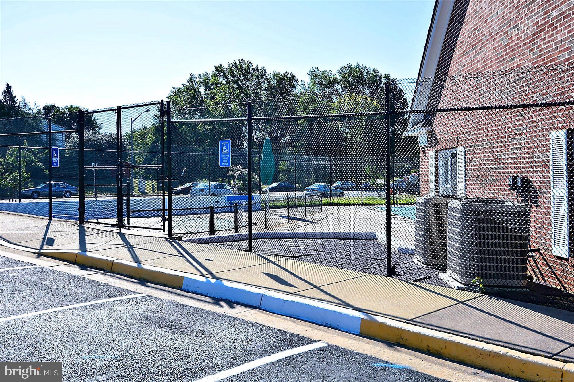 REFLECTION LAKE - Residential