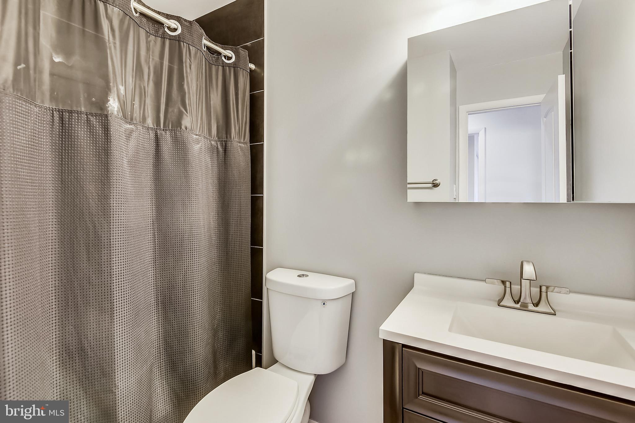 REFLECTION LAKE - Residential