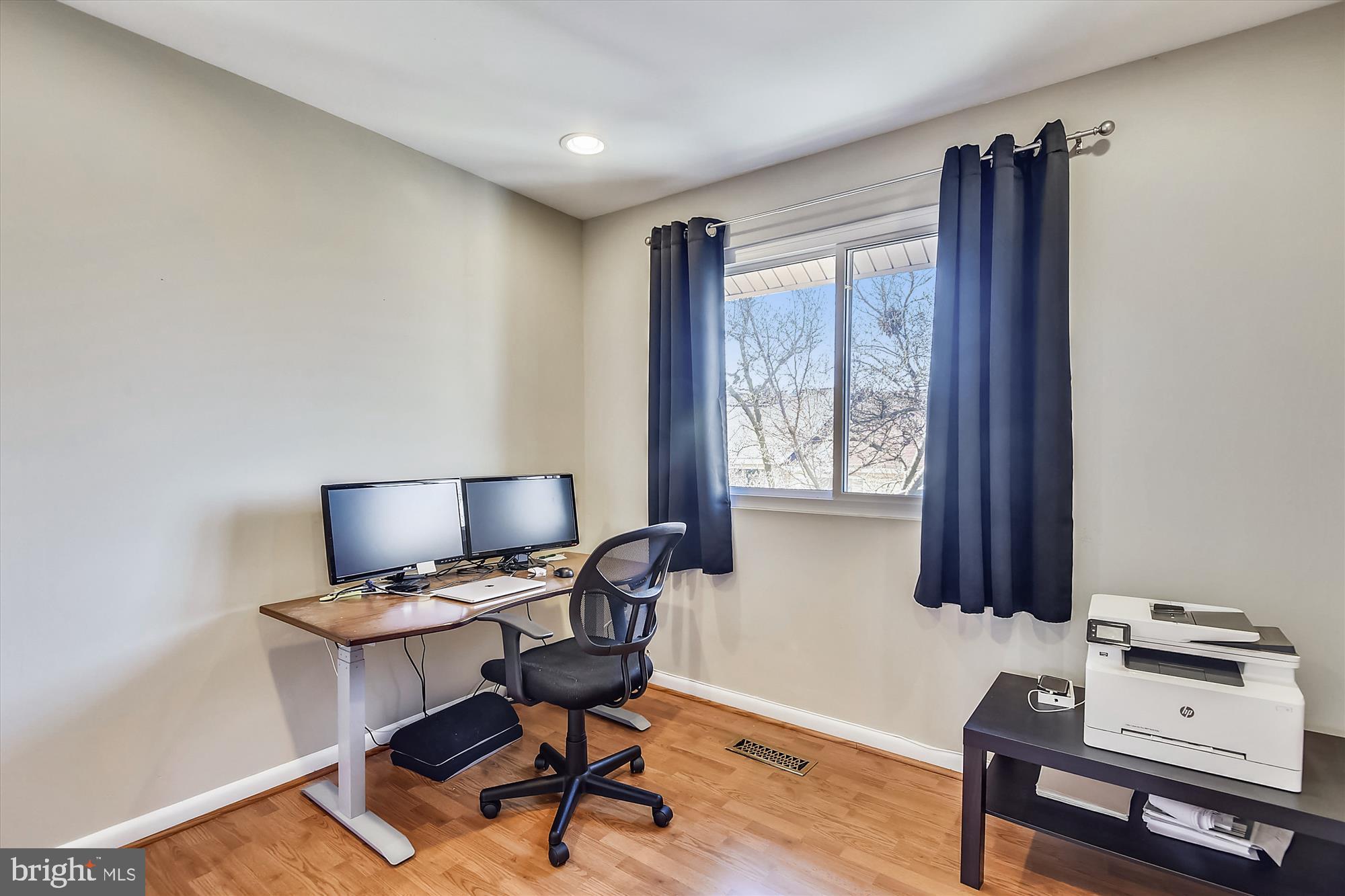 REFLECTION LAKE - Residential