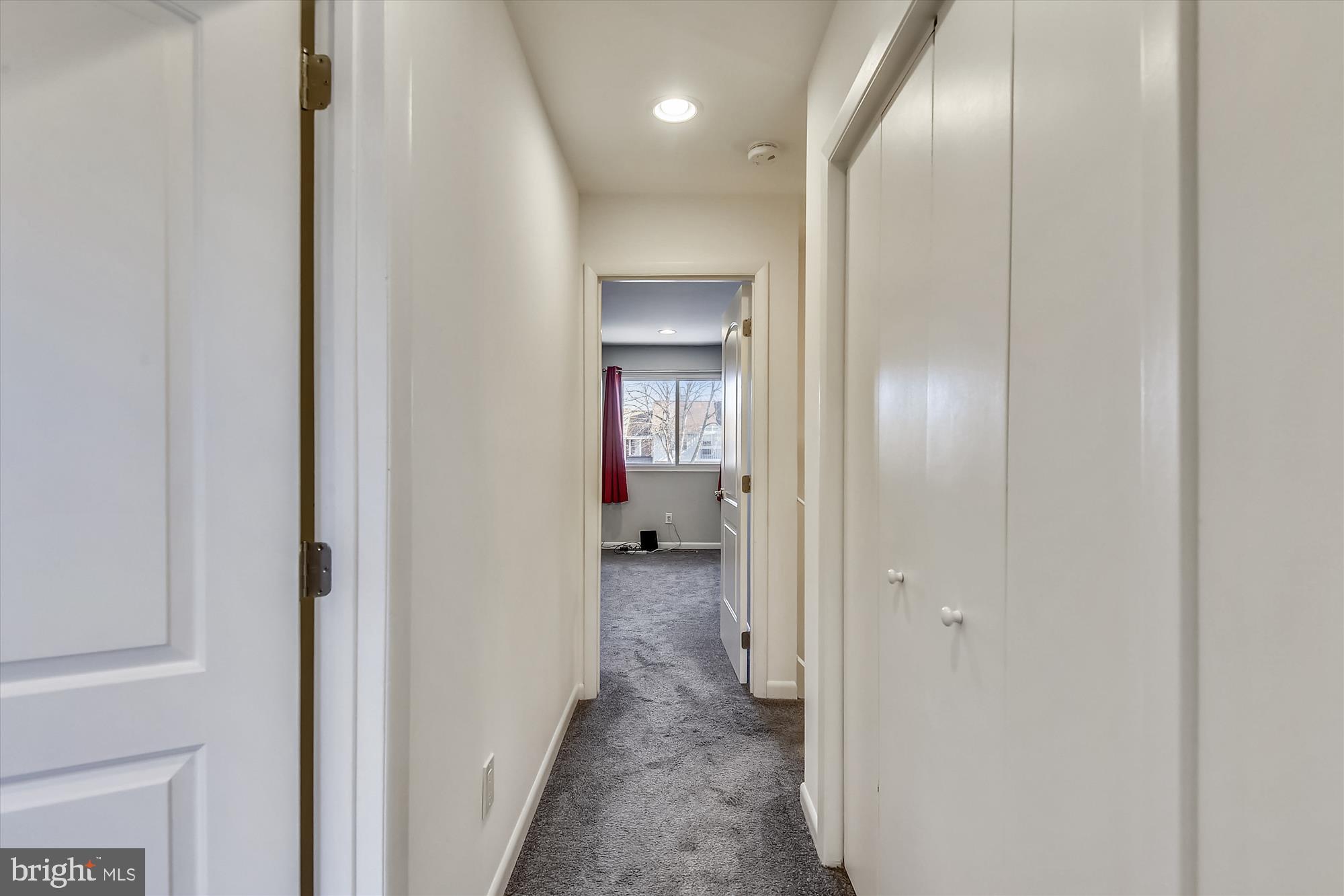 REFLECTION LAKE - Residential