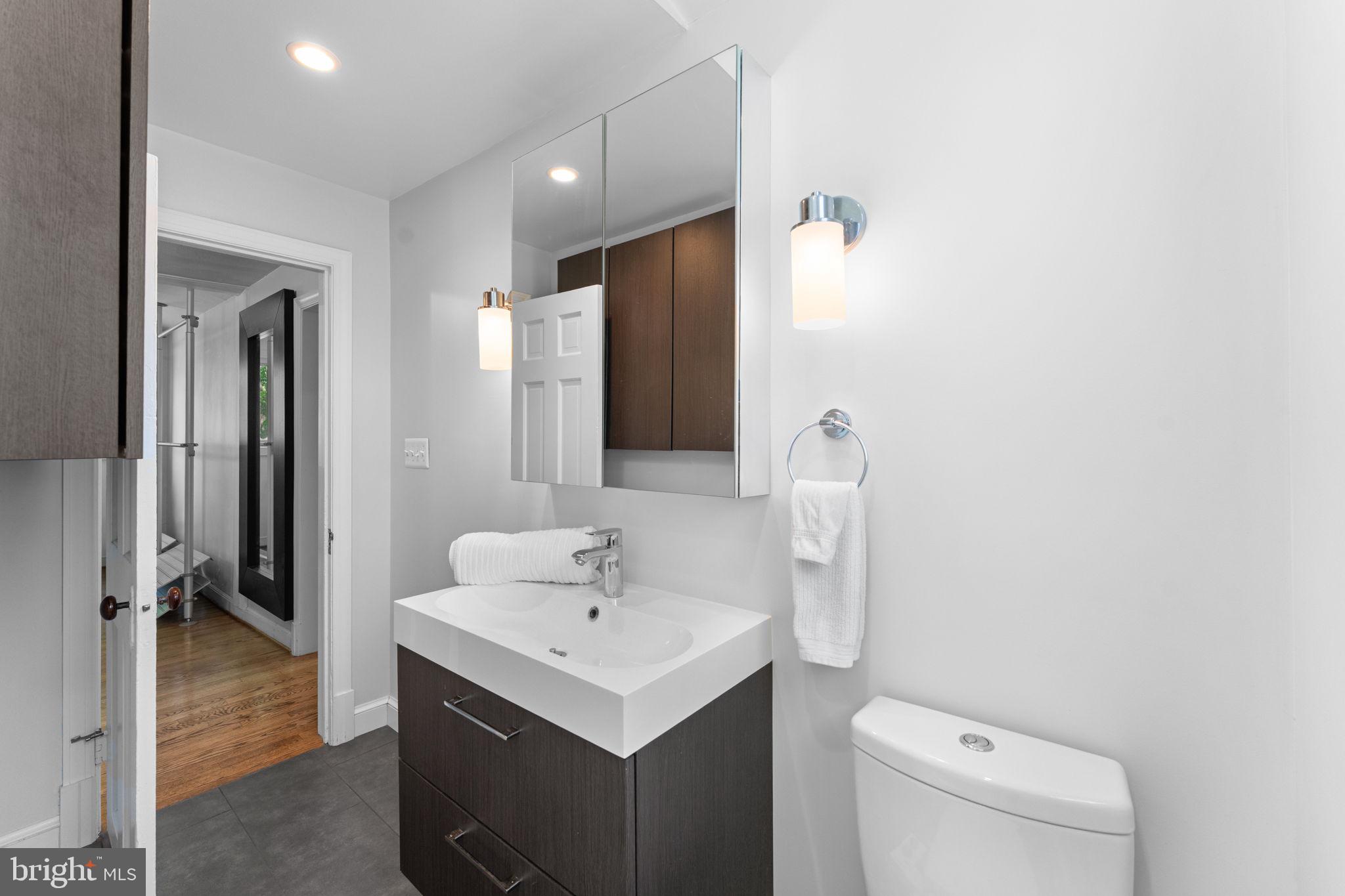 MT RAINIER - Residential