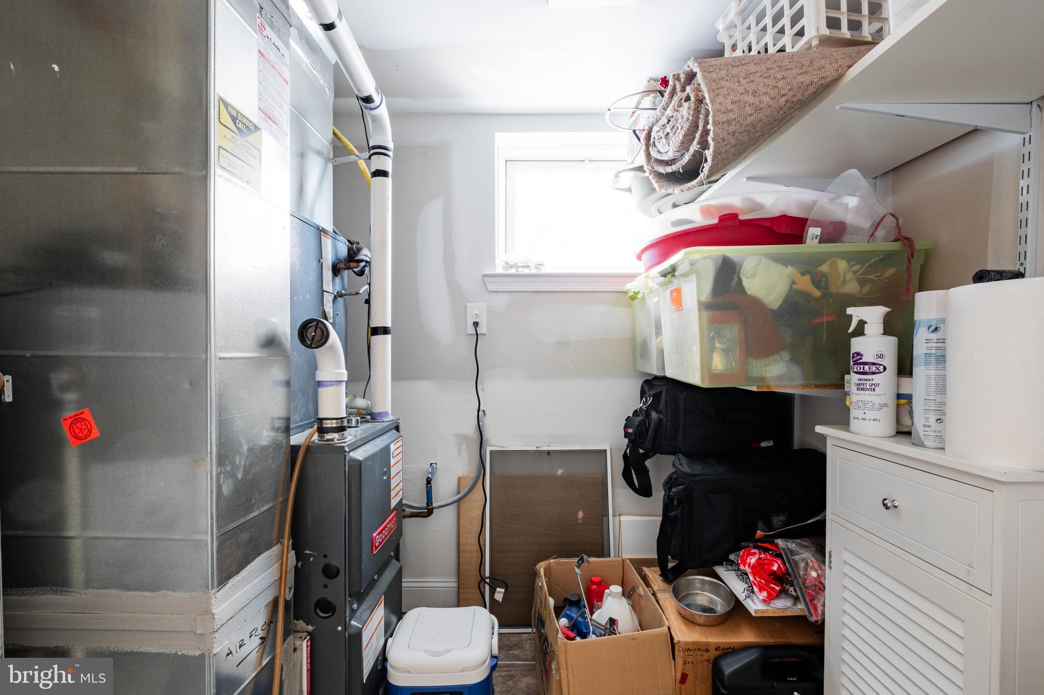 ROXBOROUGH - Residential