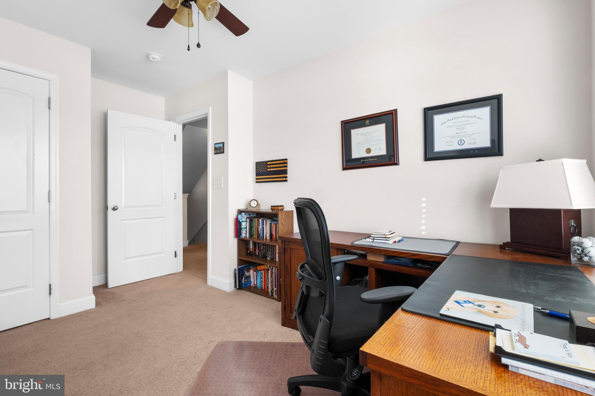 ROXBOROUGH - Residential