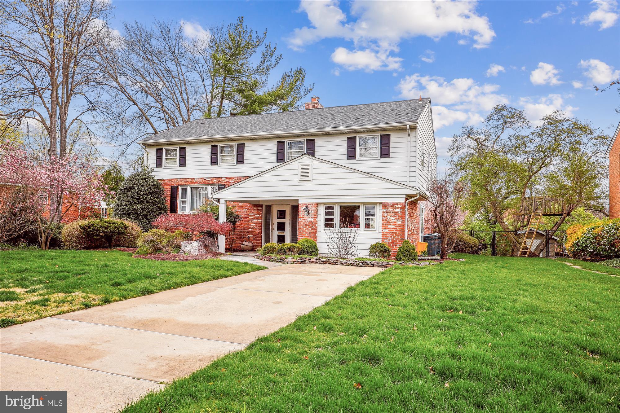 WOODHAVEN - Residential