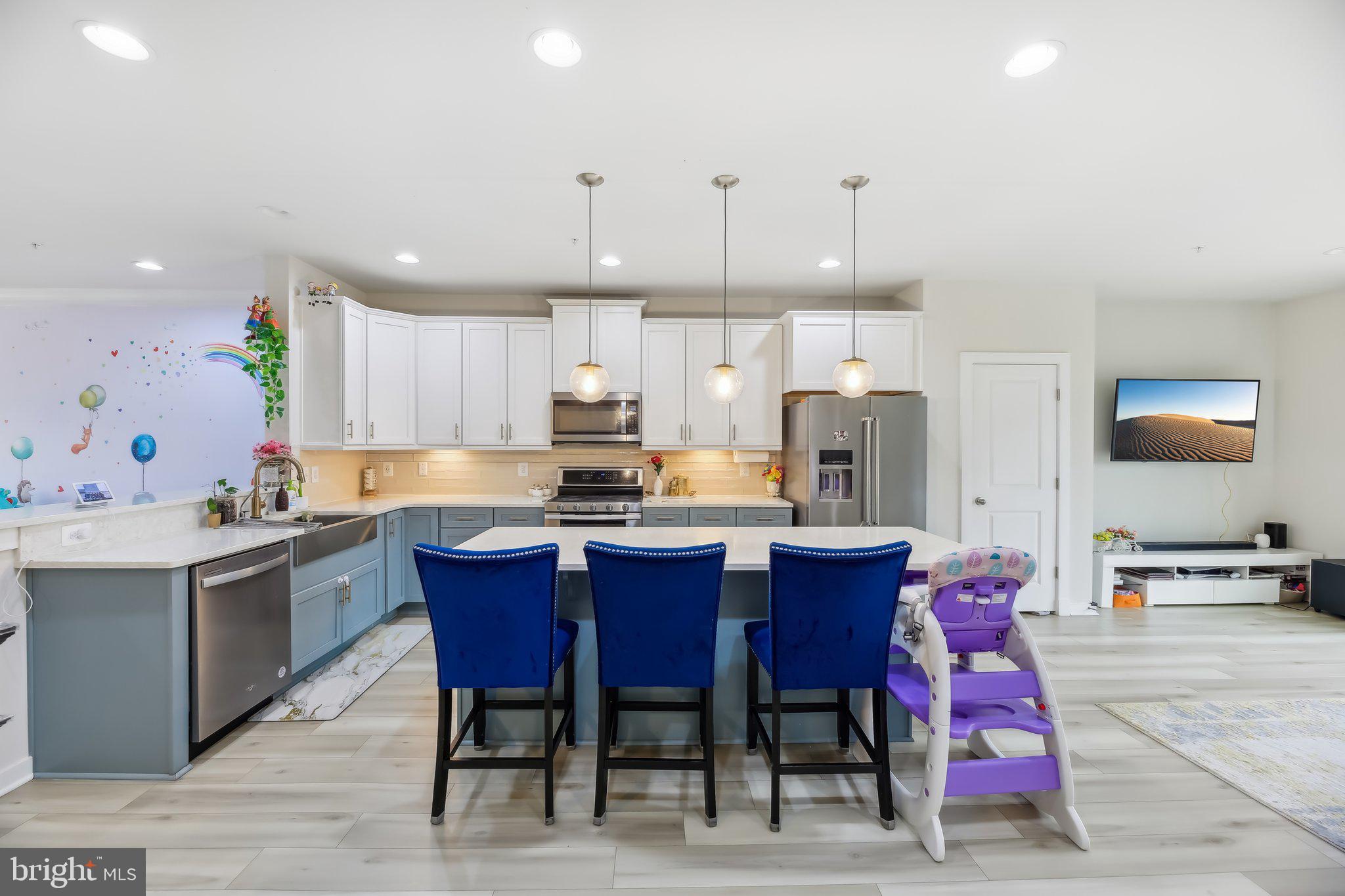 STONE BARN VILLAGE - Residential Lease