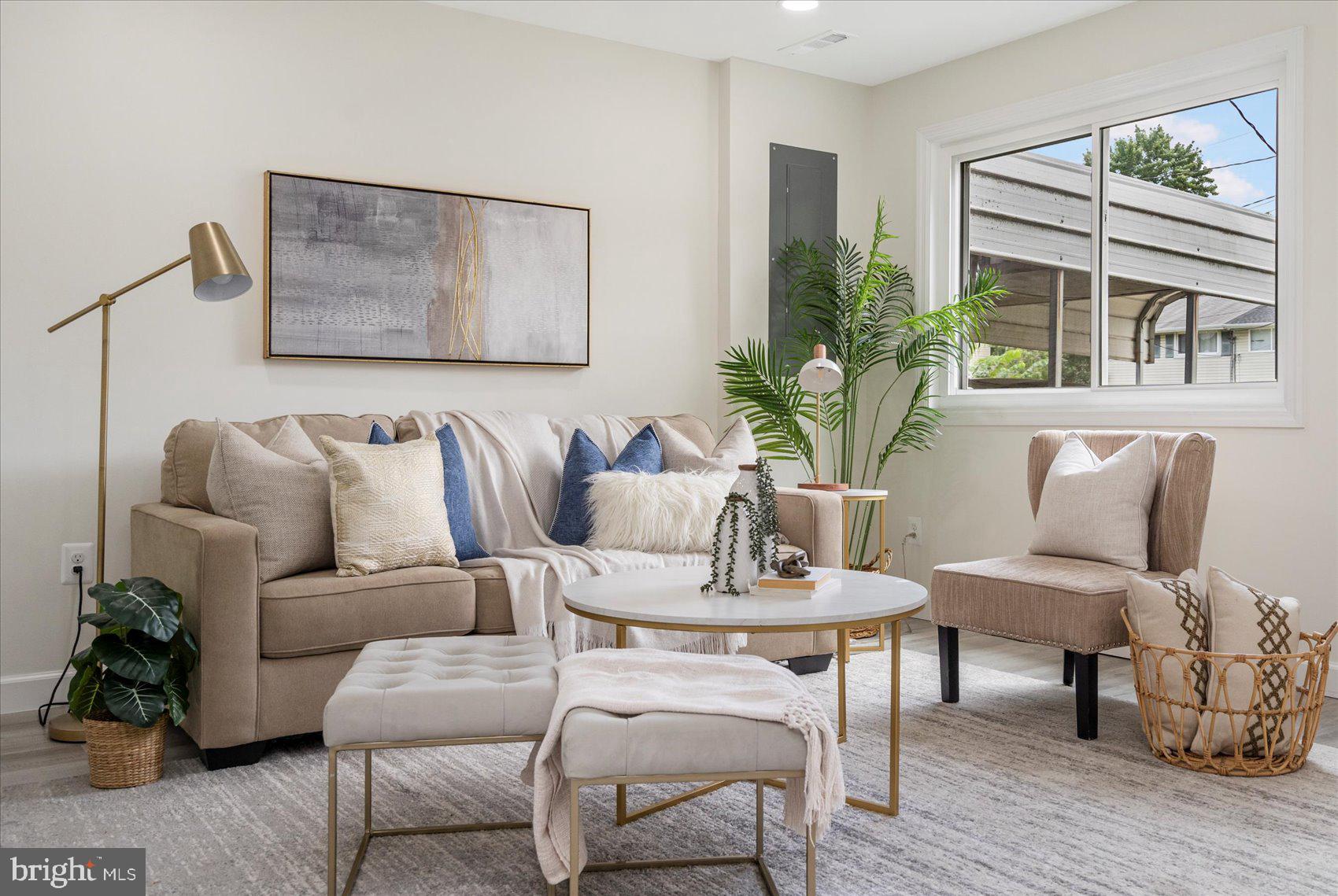 NORTH ENGLEWOOD - Residential