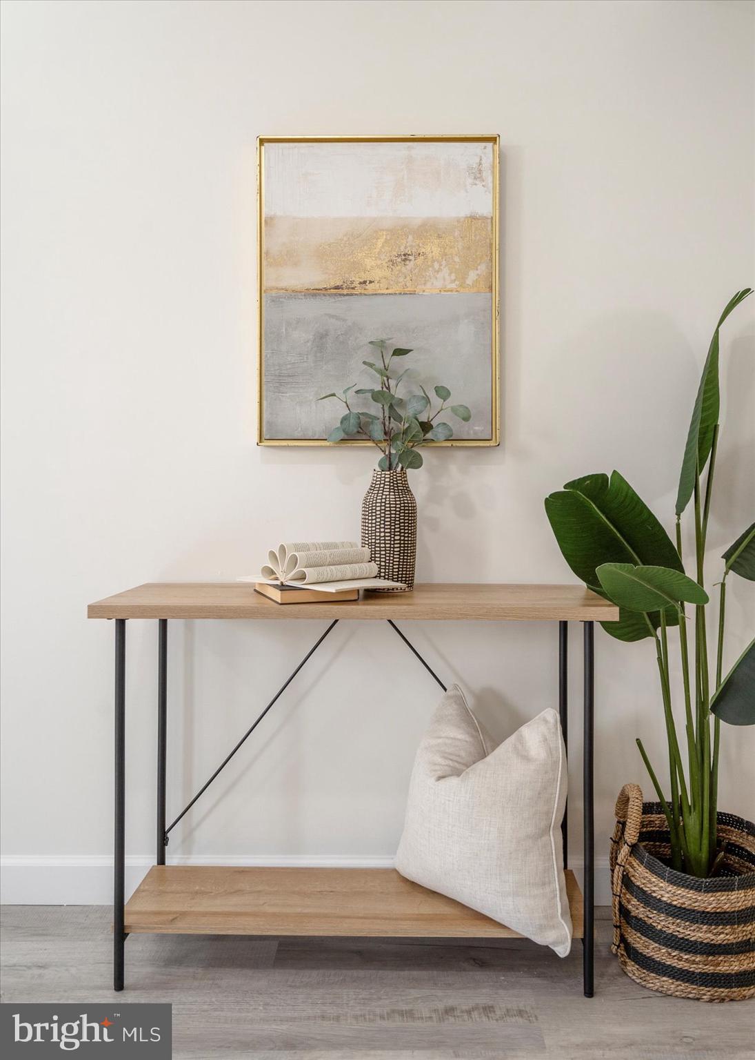 NORTH ENGLEWOOD - Residential