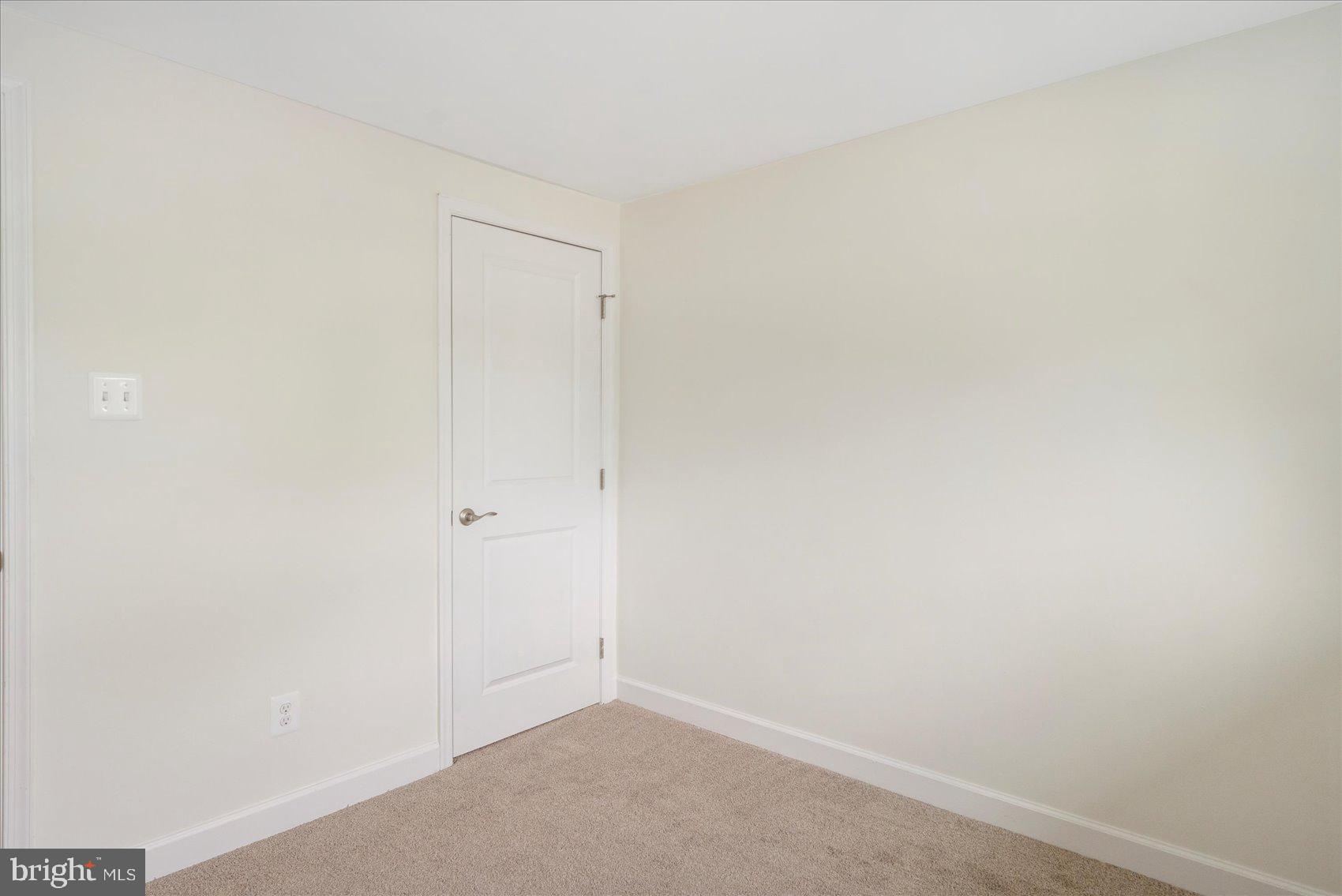 NORTH ENGLEWOOD - Residential