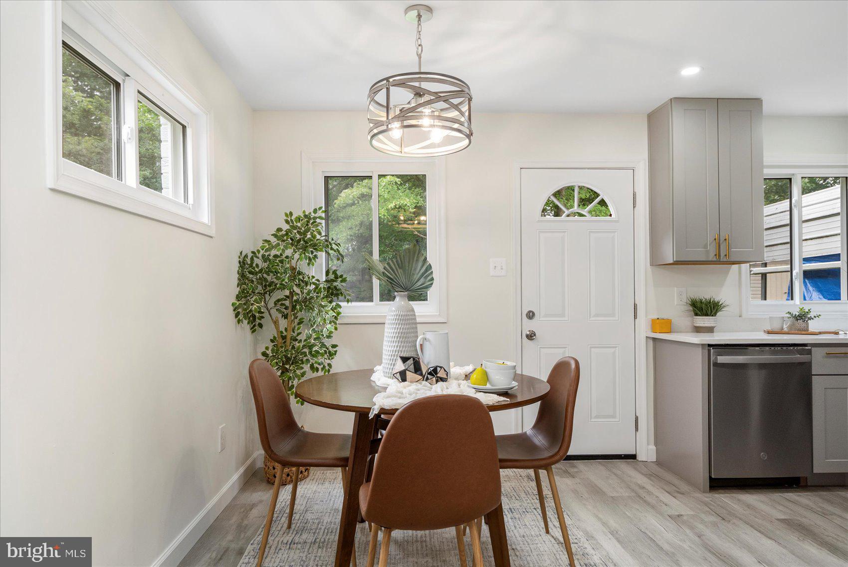 NORTH ENGLEWOOD - Residential