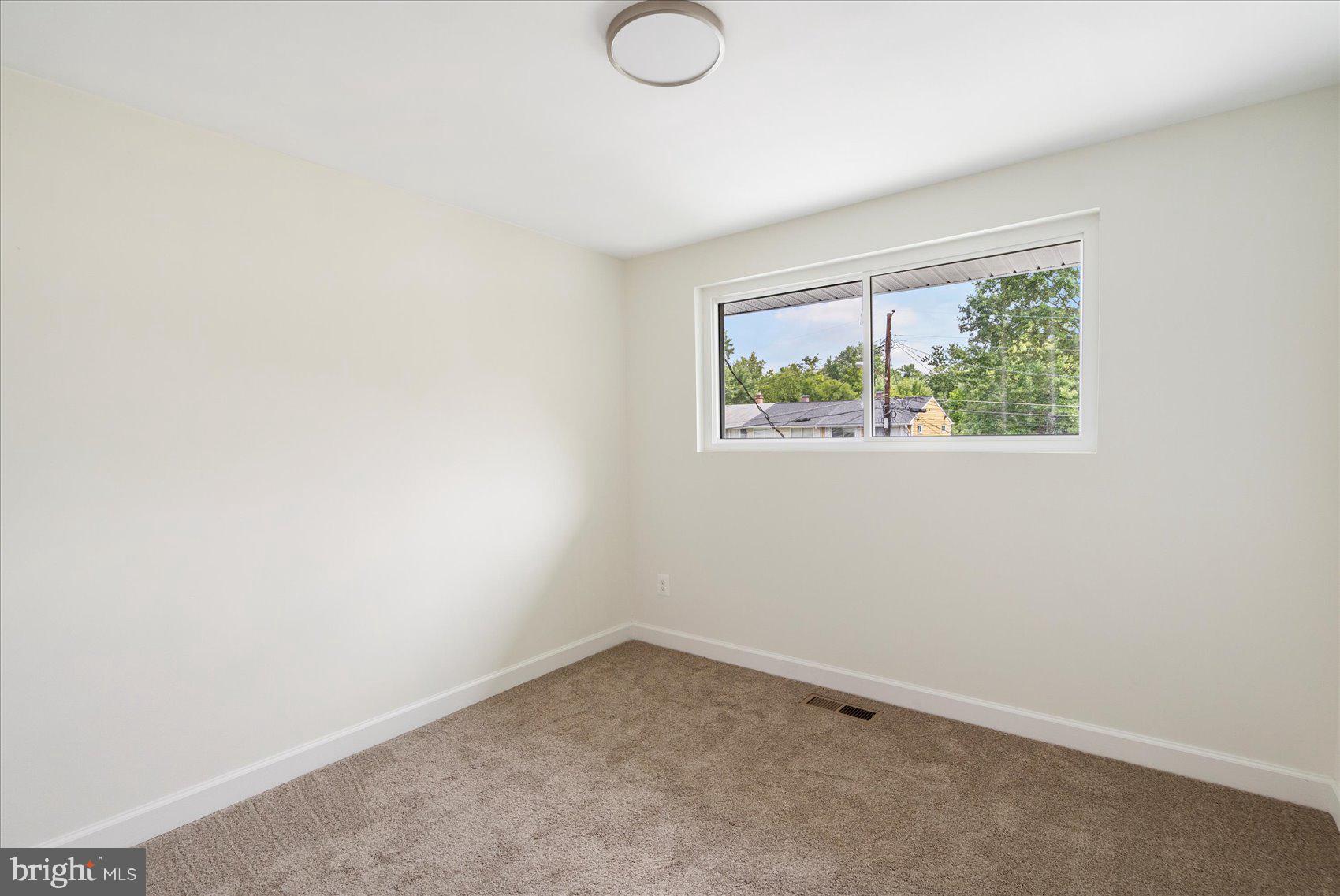 NORTH ENGLEWOOD - Residential