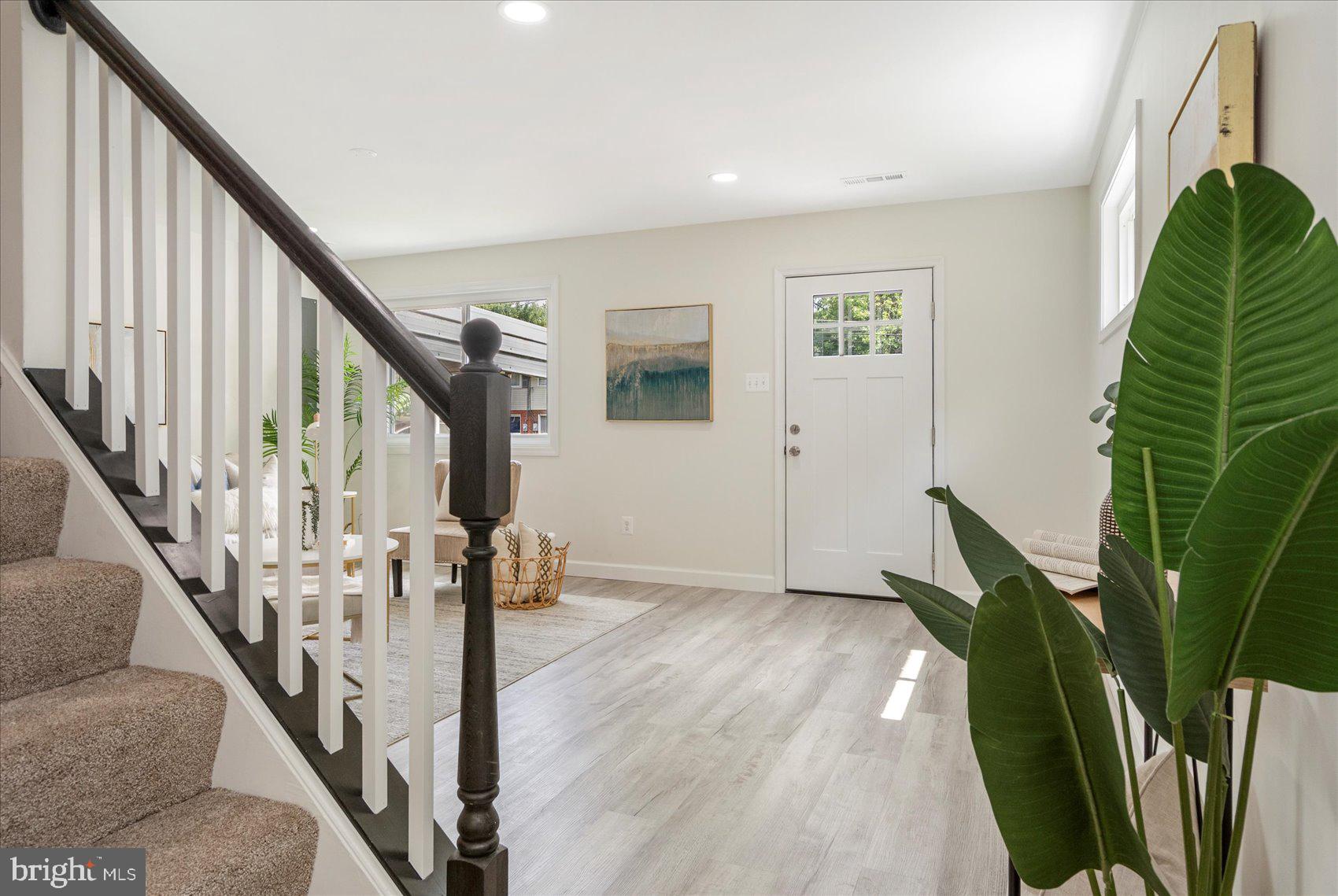 NORTH ENGLEWOOD - Residential