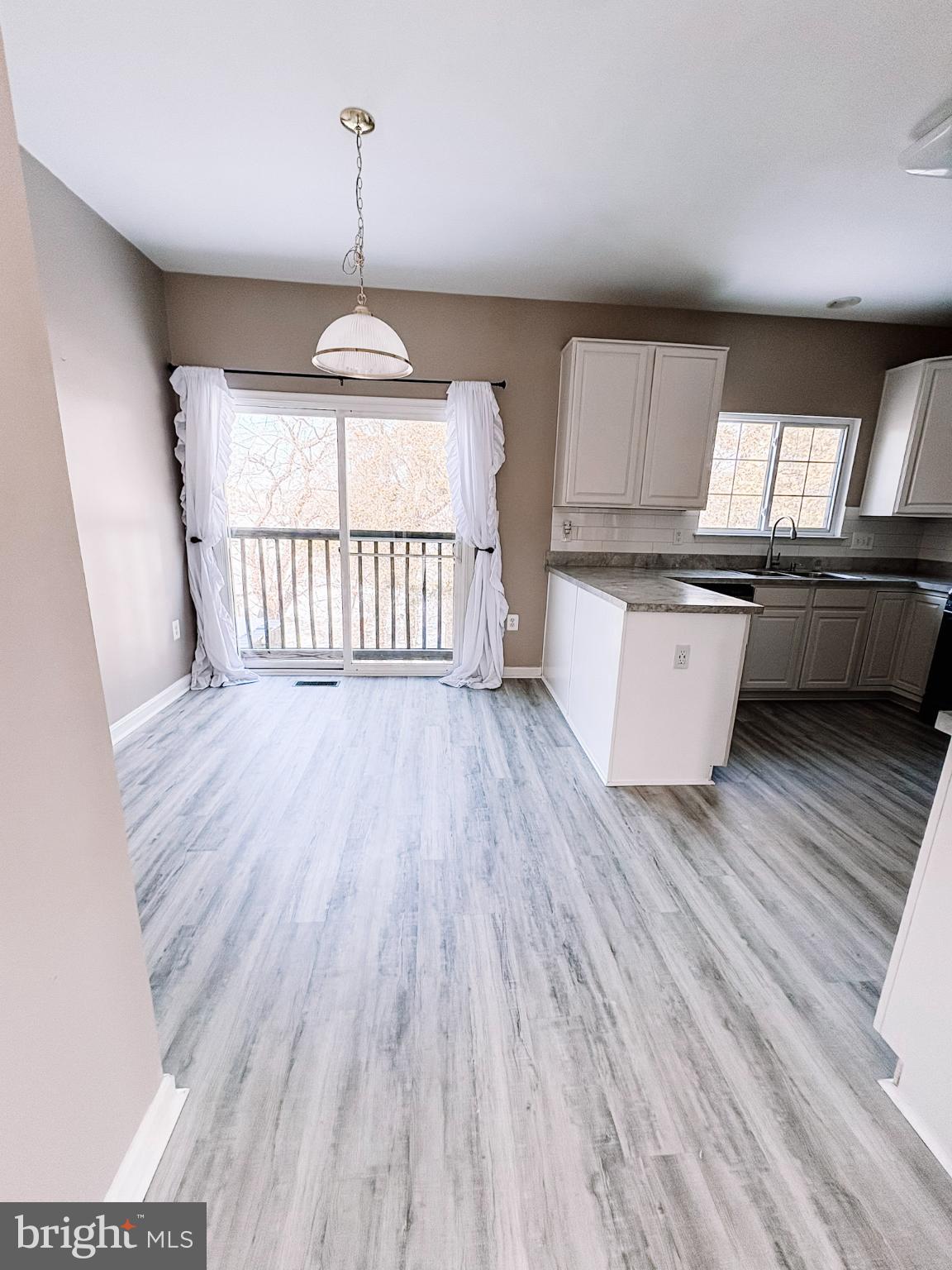 BEALETON STATION - Residential