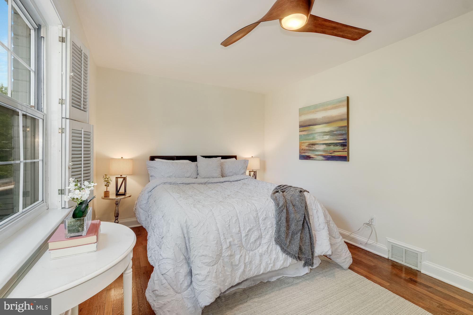 VIRGINIA VILLAGE - Residential