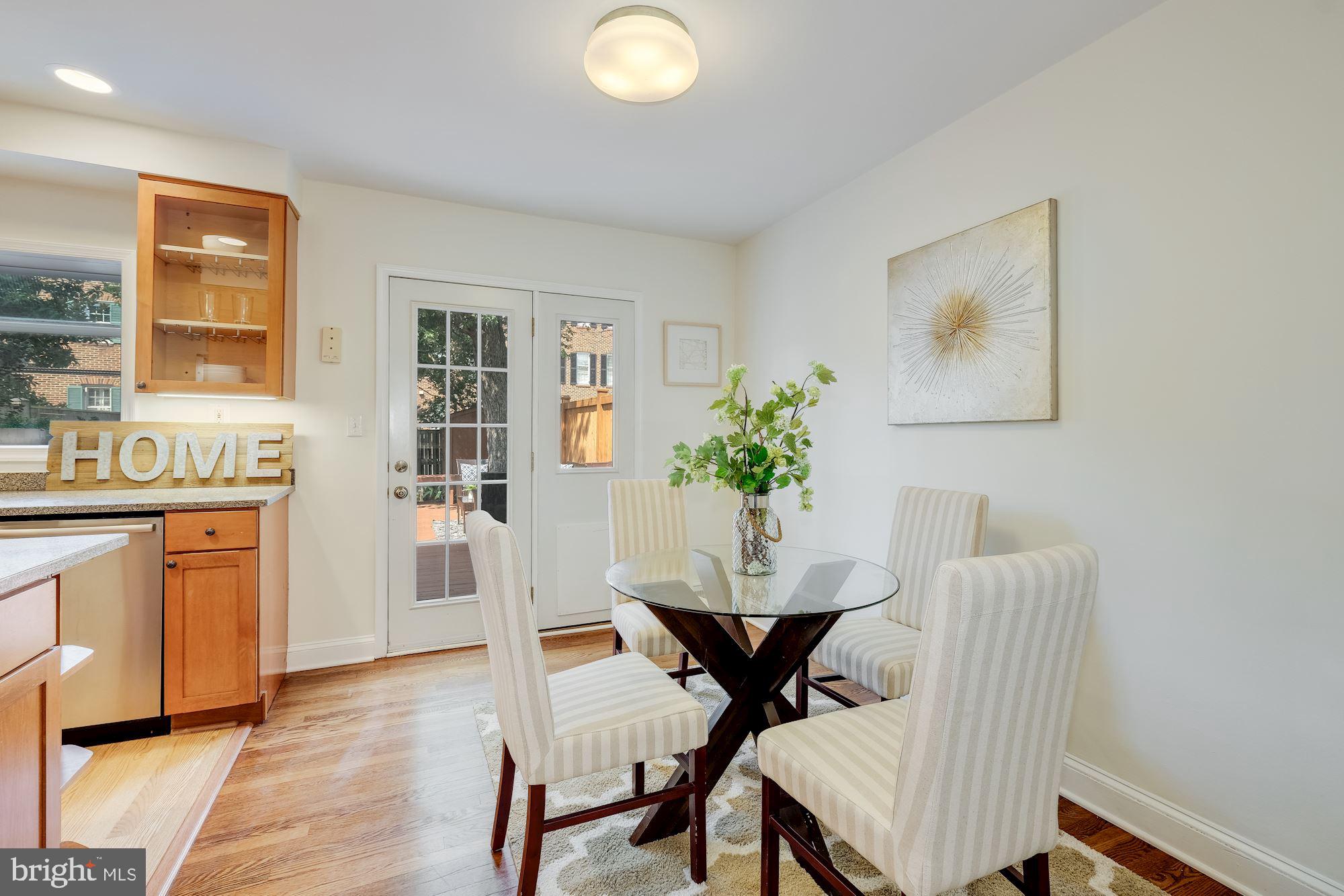 VIRGINIA VILLAGE - Residential