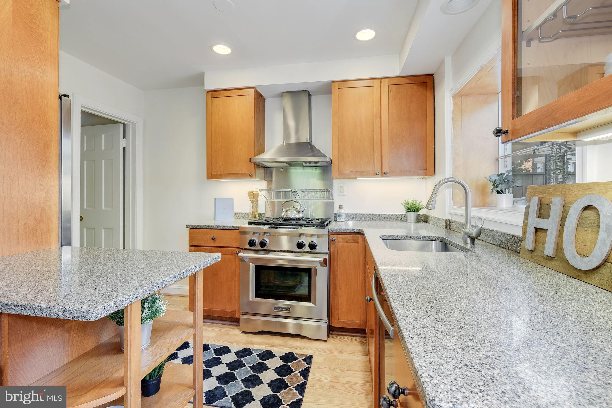 VIRGINIA VILLAGE - Residential