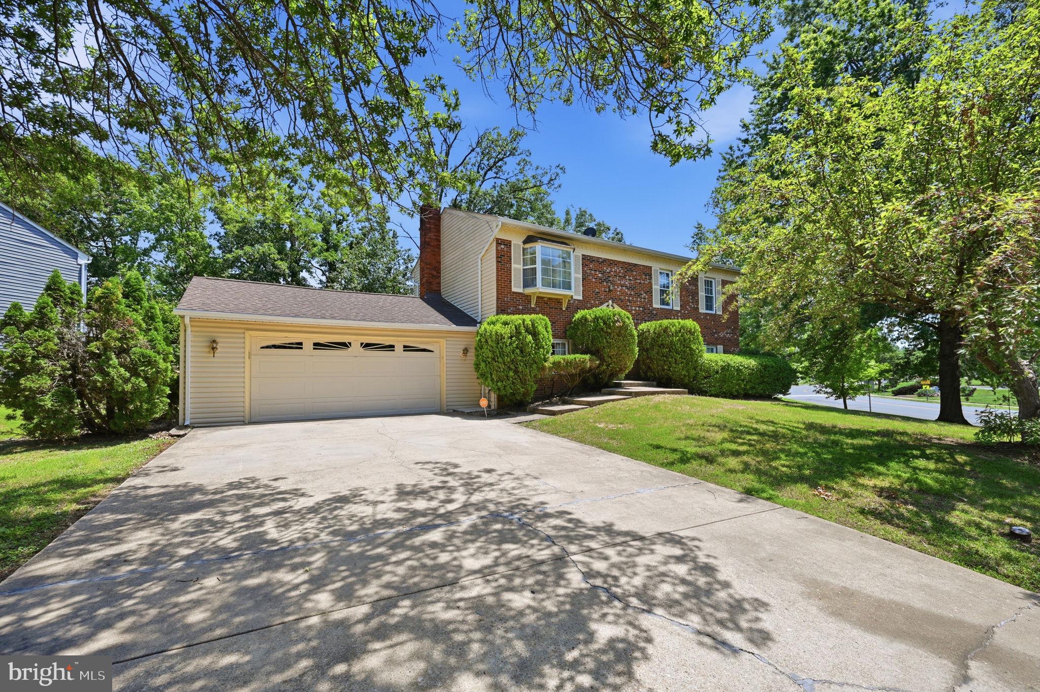 2302 IMPERIAL COURT
