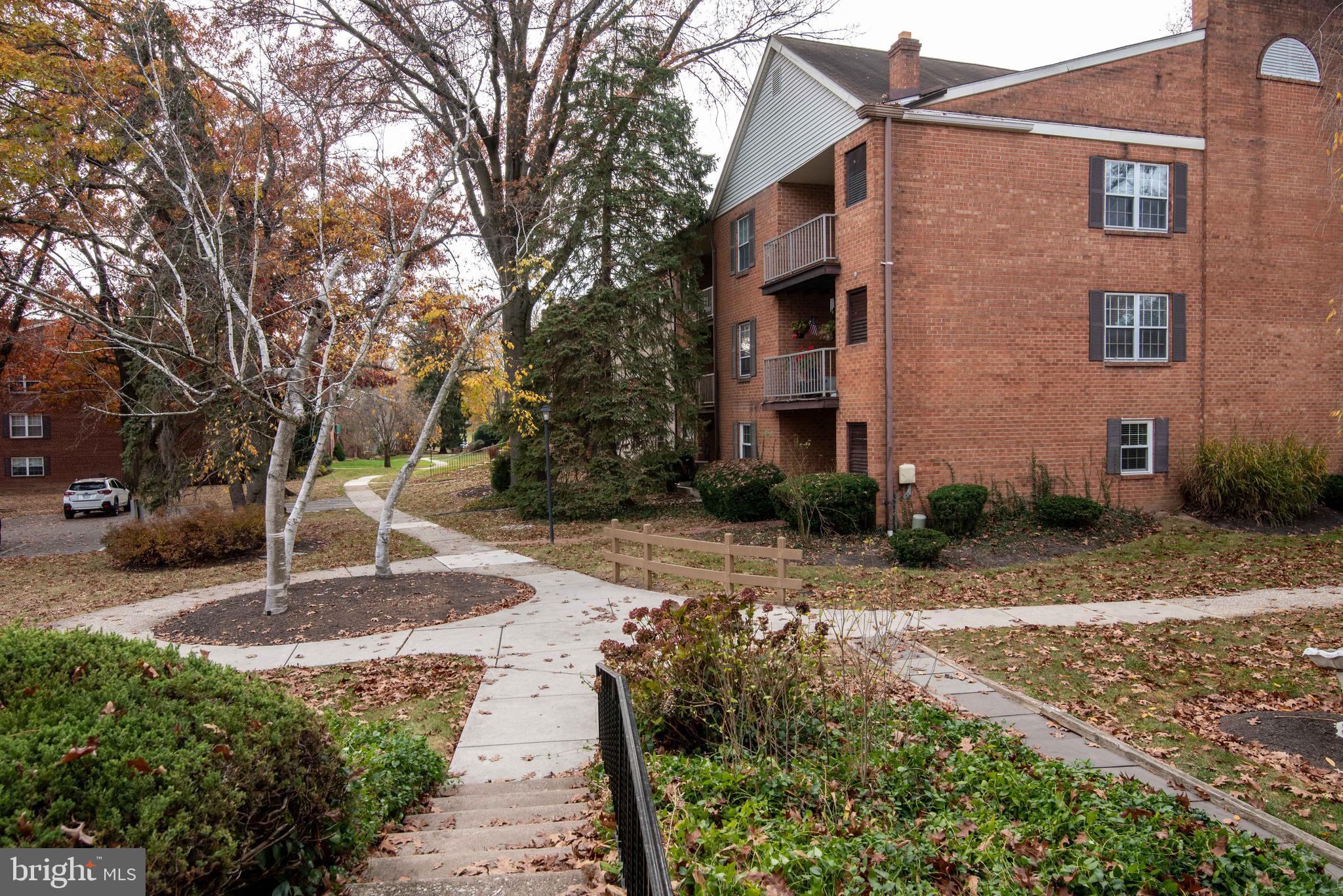 GLENHARDIE CONDOS - Residential