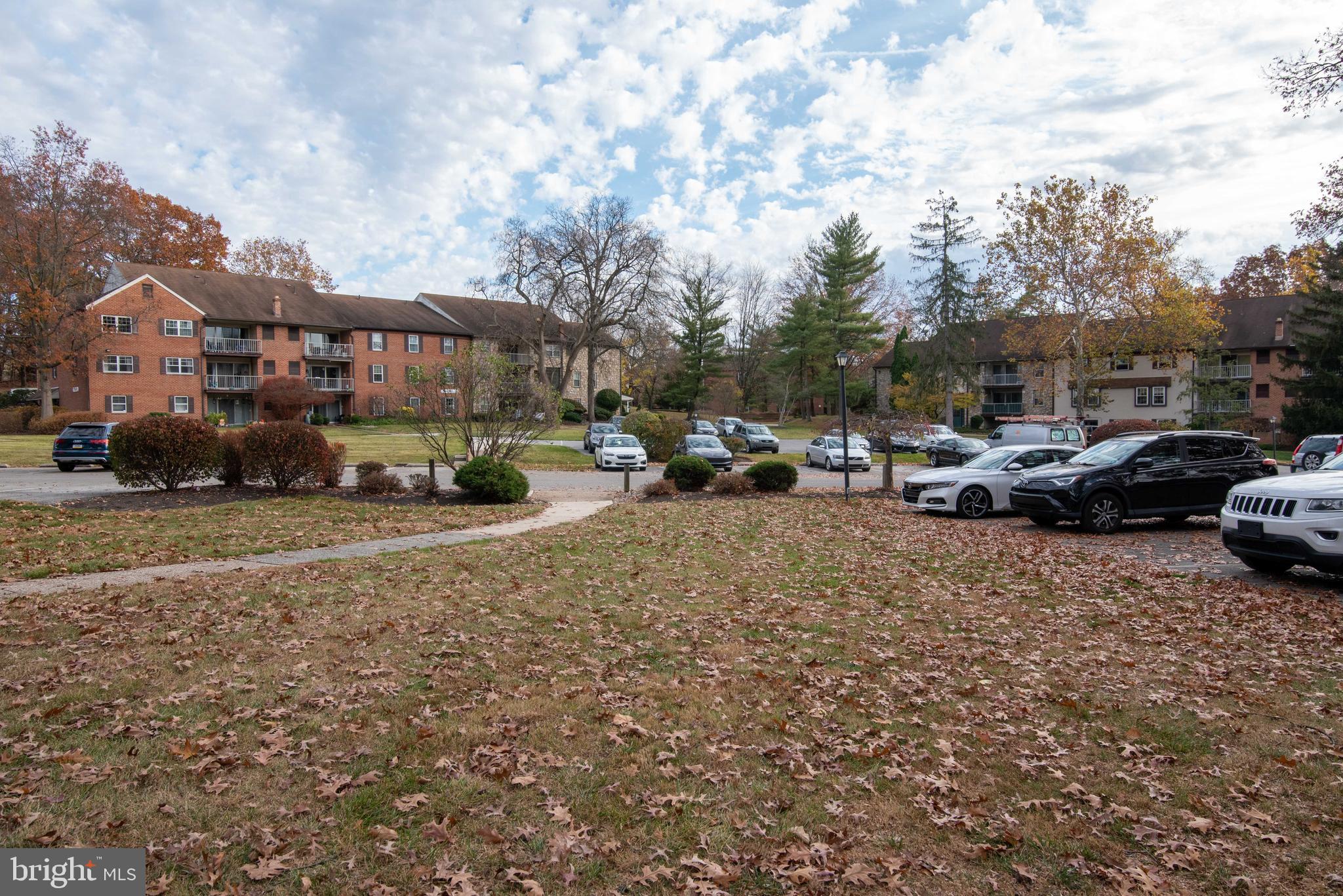 GLENHARDIE CONDOS - Residential
