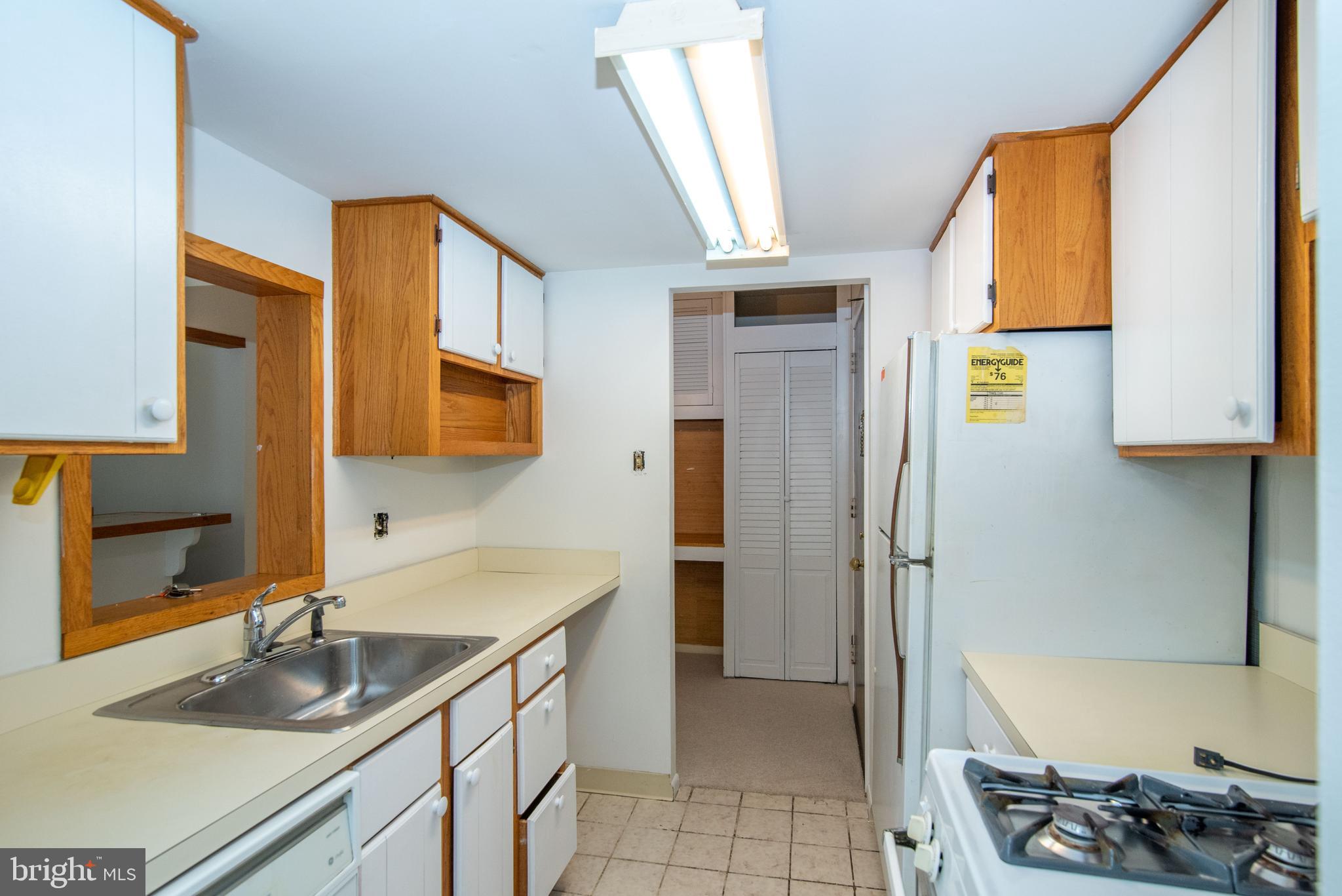 GLENHARDIE CONDOS - Residential