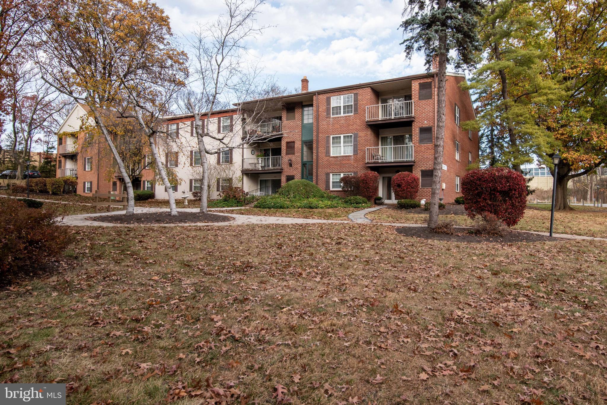 GLENHARDIE CONDOS - Residential