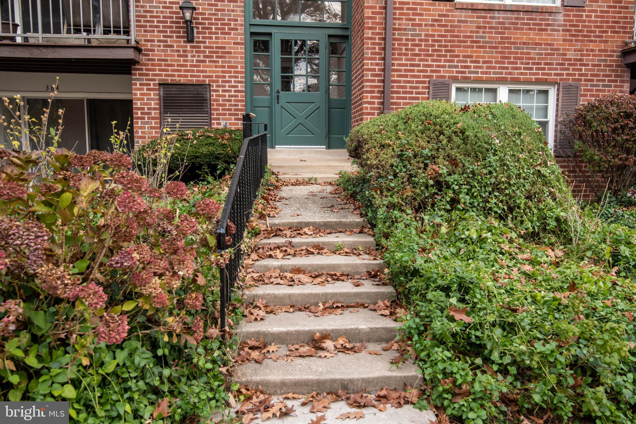 GLENHARDIE CONDOS - Residential