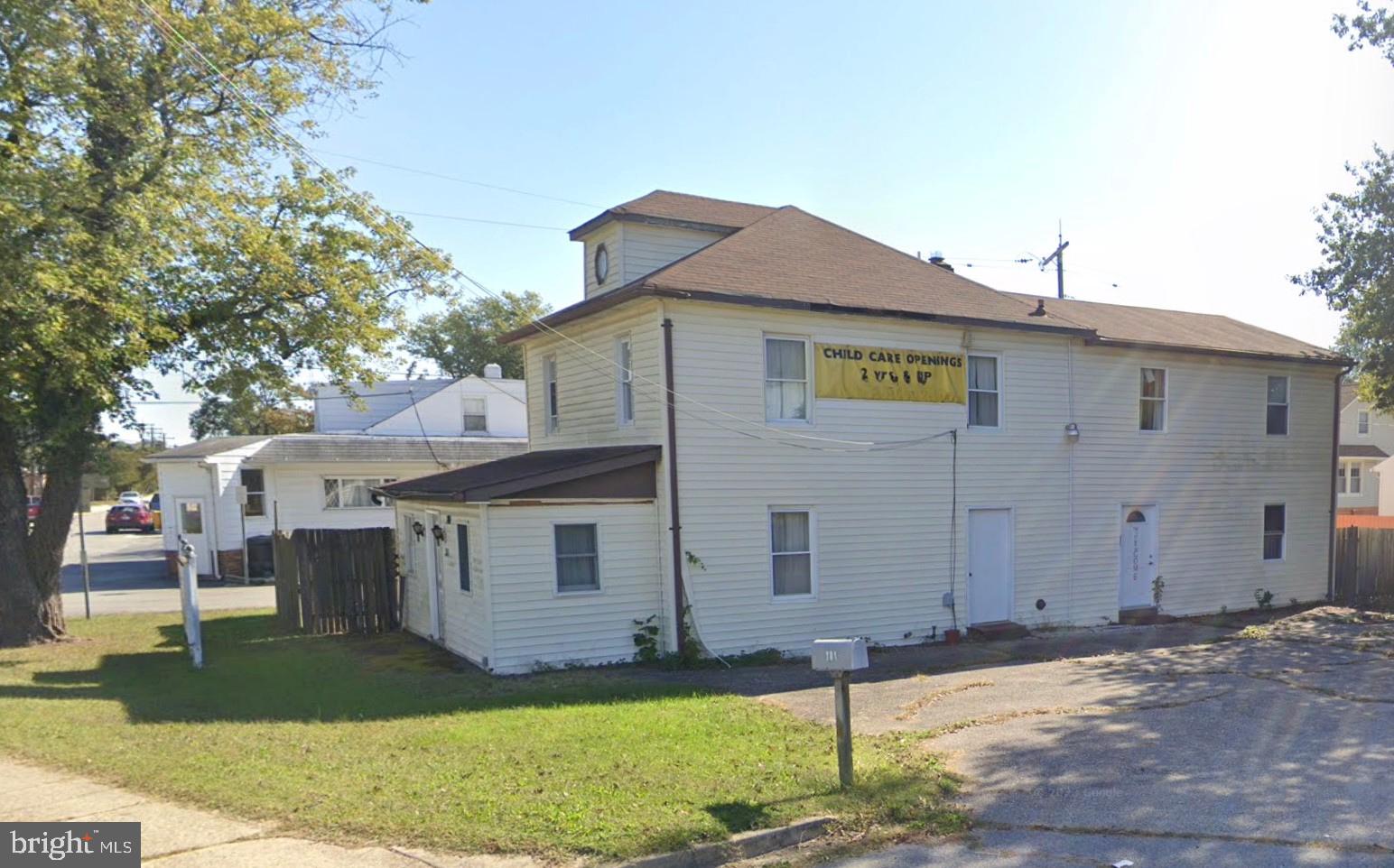ARUNDEL GARDENS - Commercial Sale