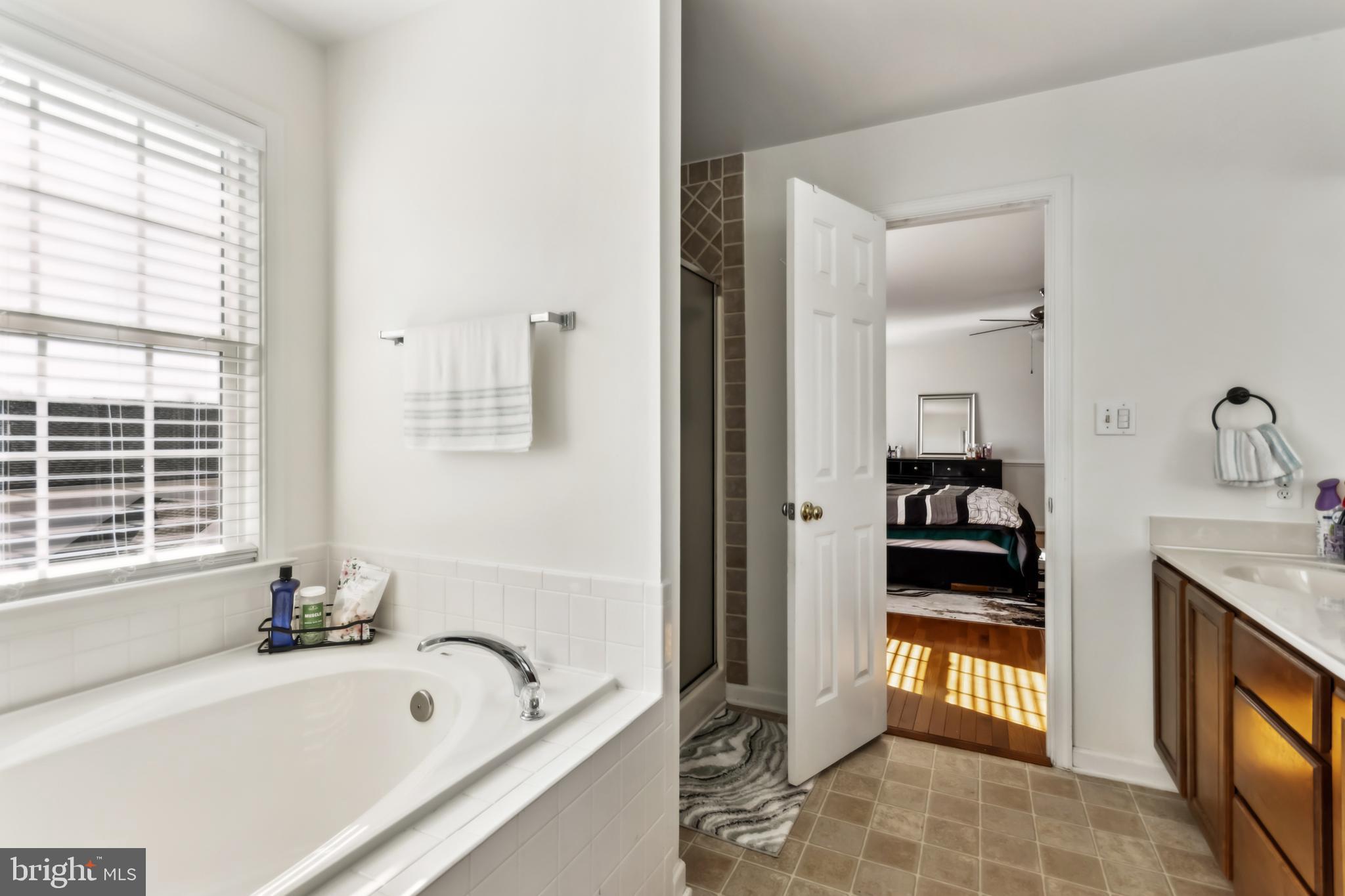 LEE'S CROSSING - Residential