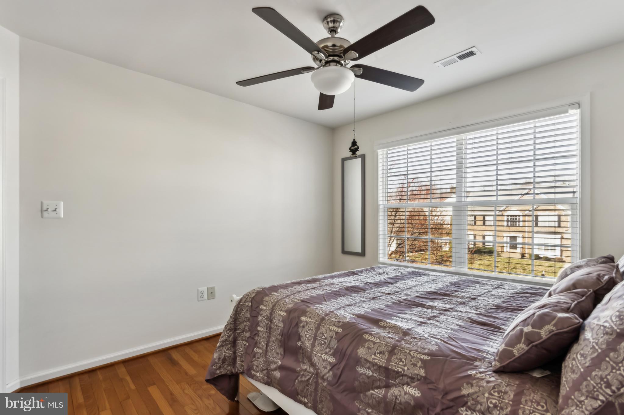 LEE'S CROSSING - Residential