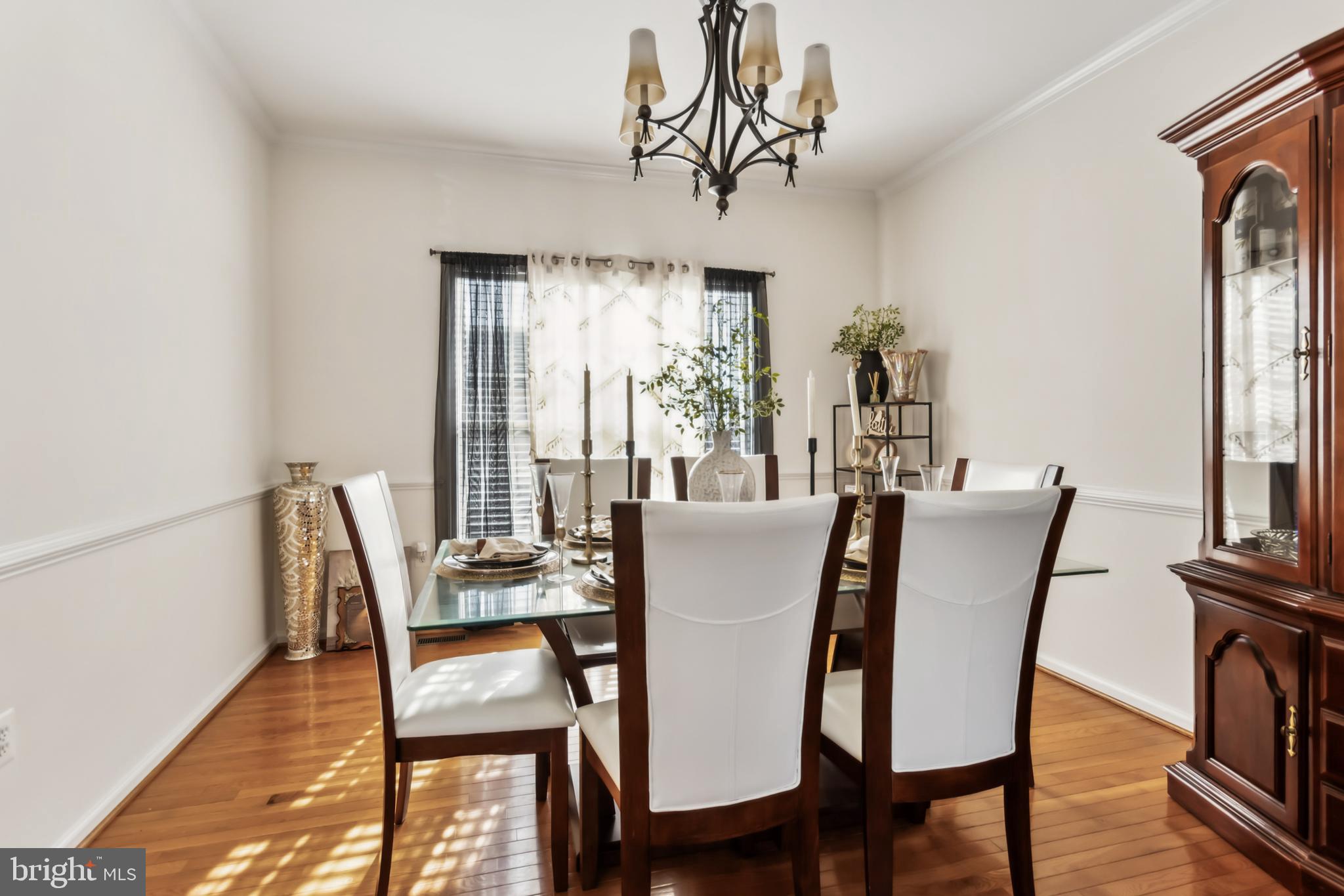 10325 LEES CROSSING LANE