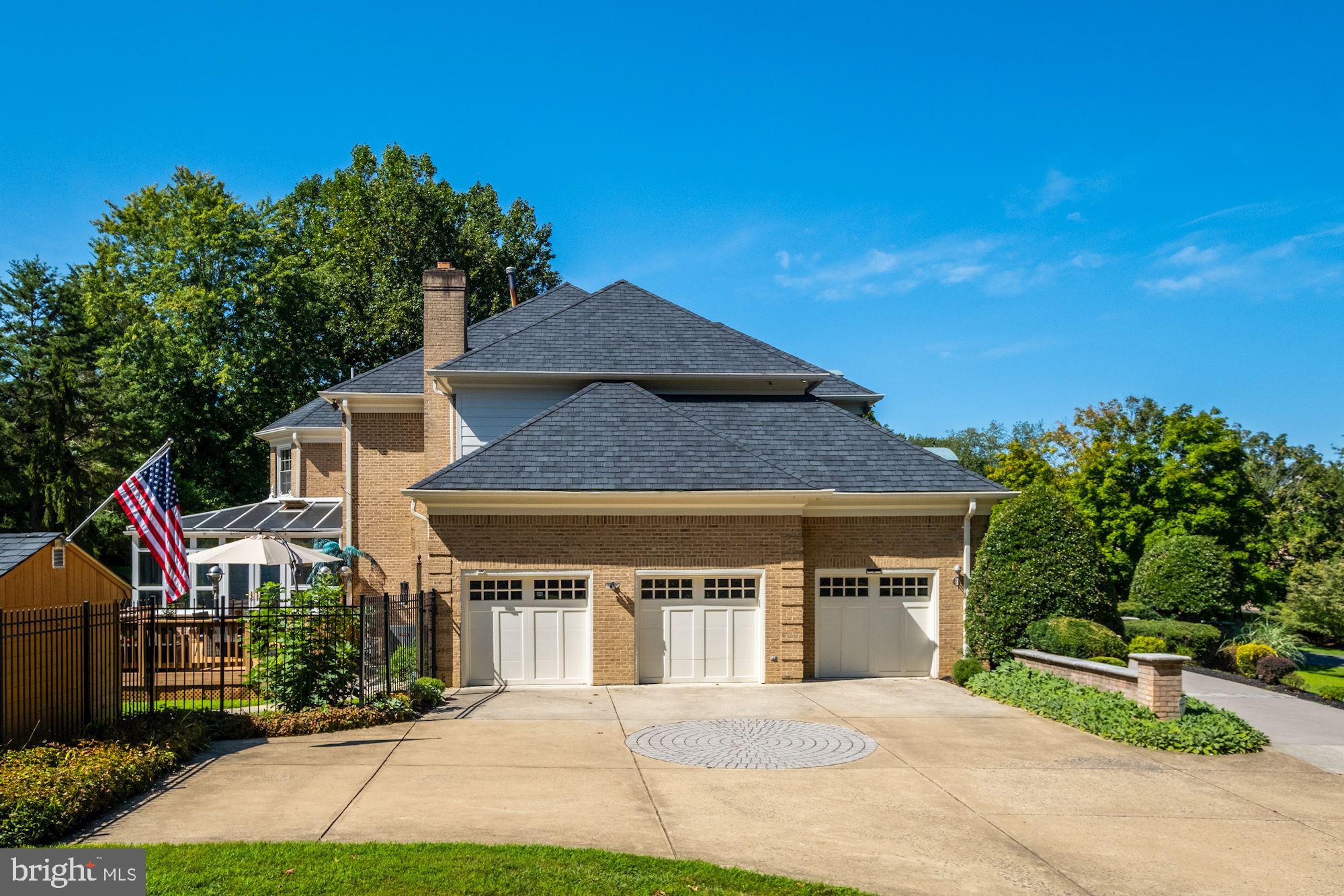 LAKE NORMANDY ESTATES - Residential