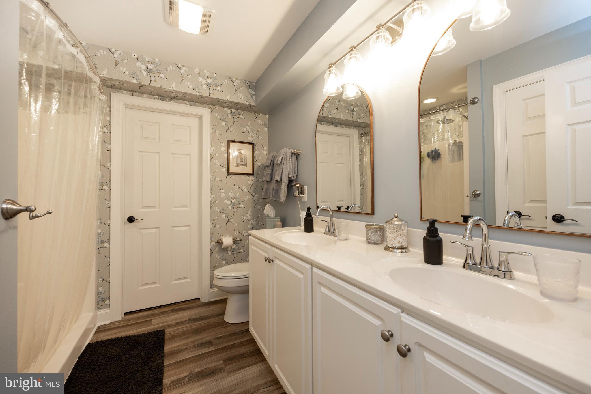 RED OAK FARMS - Residential