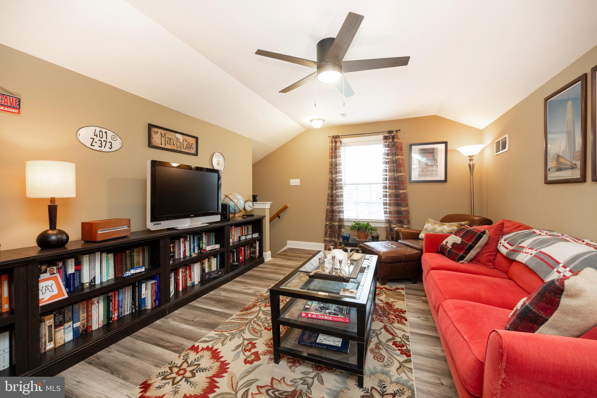 RED OAK FARMS - Residential