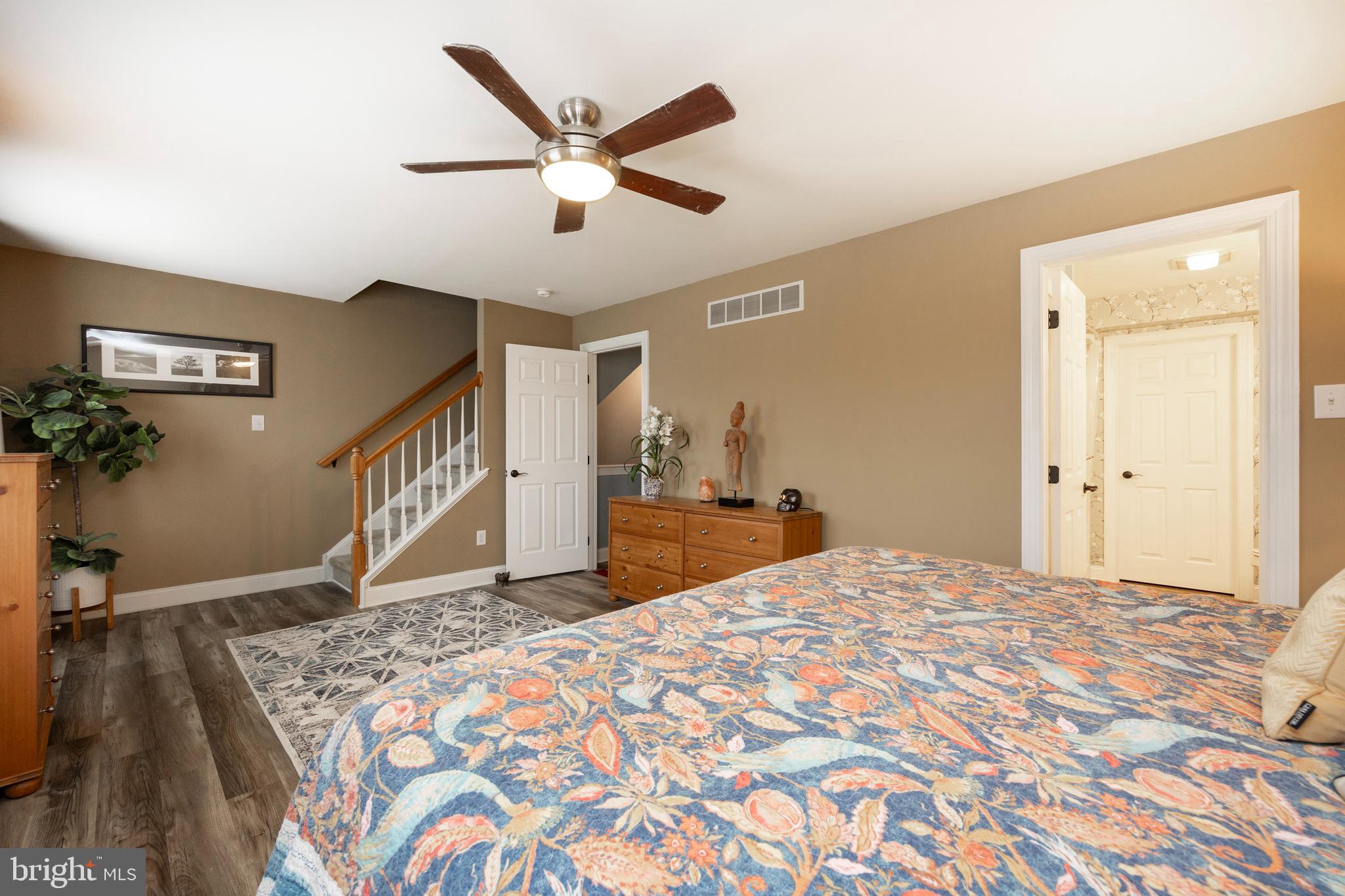 RED OAK FARMS - Residential