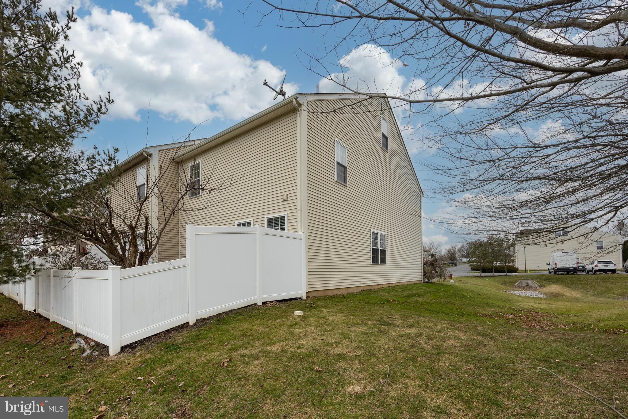 RED OAK FARMS - Residential