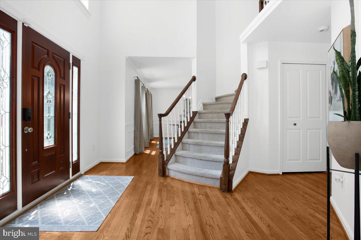 COURTS OF FOUR SEASONS - Residential