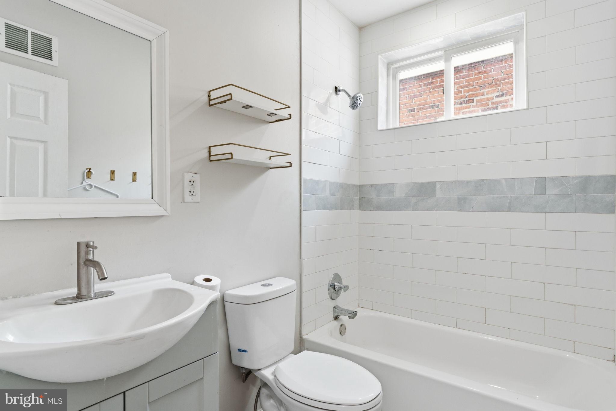 COBBS CREEK - Residential