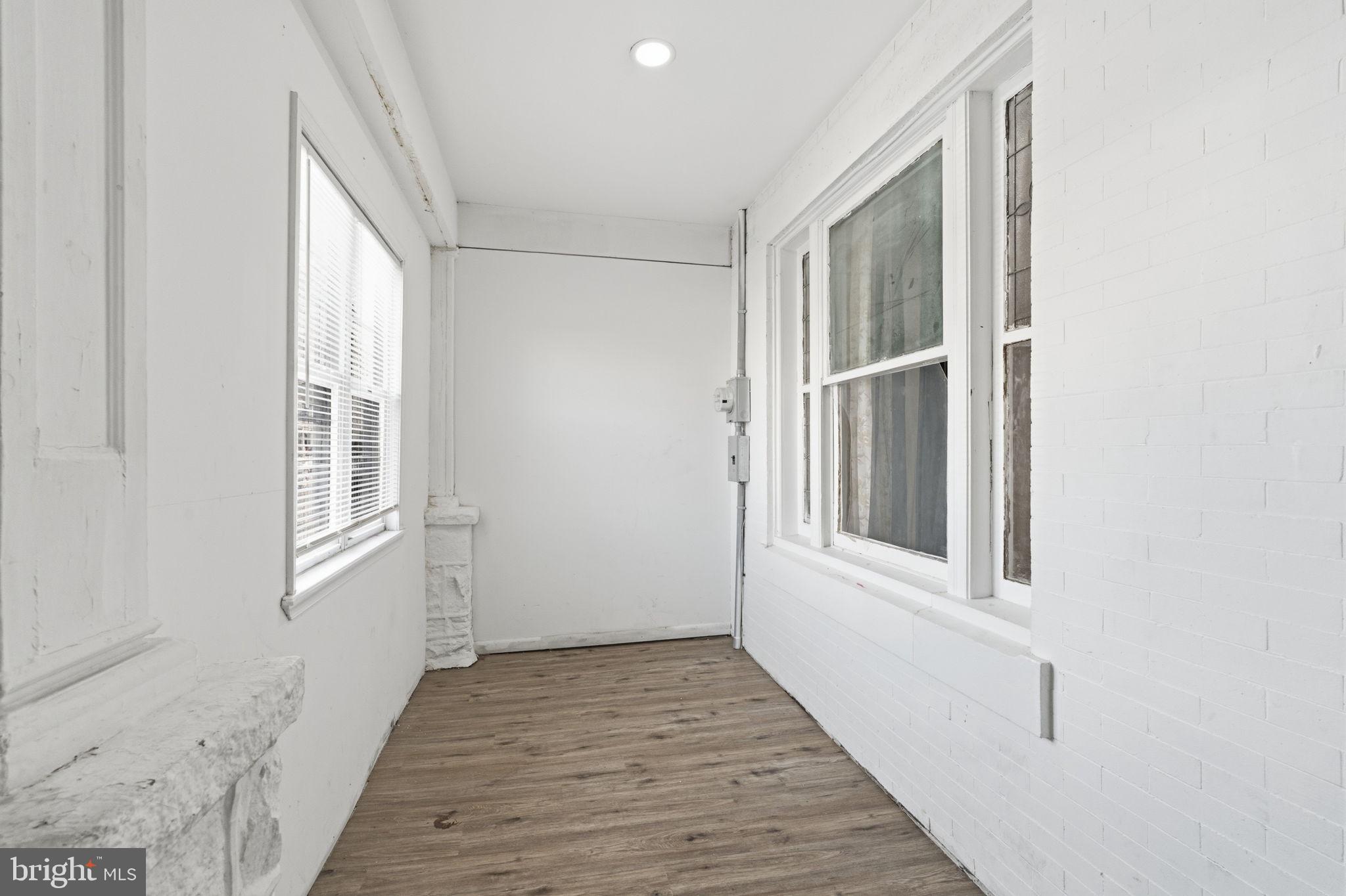 COBBS CREEK - Residential