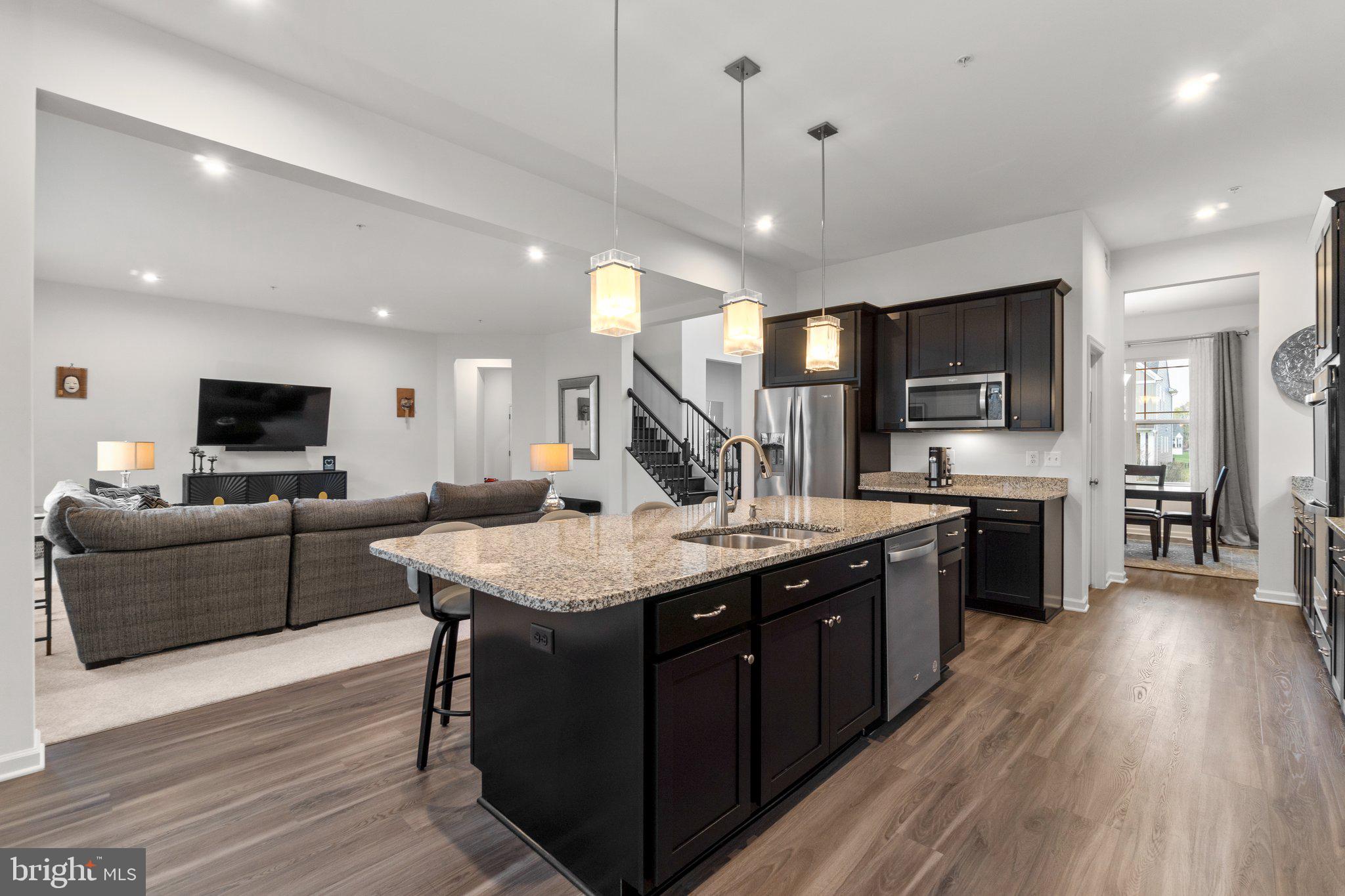 TALLYN RIDGE - Residential