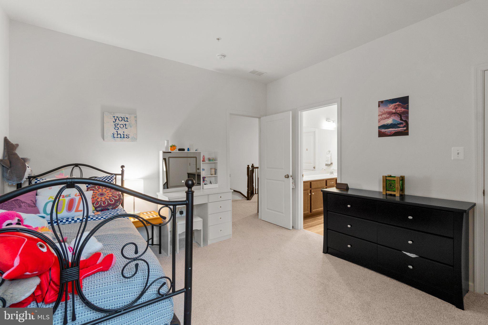 TALLYN RIDGE - Residential