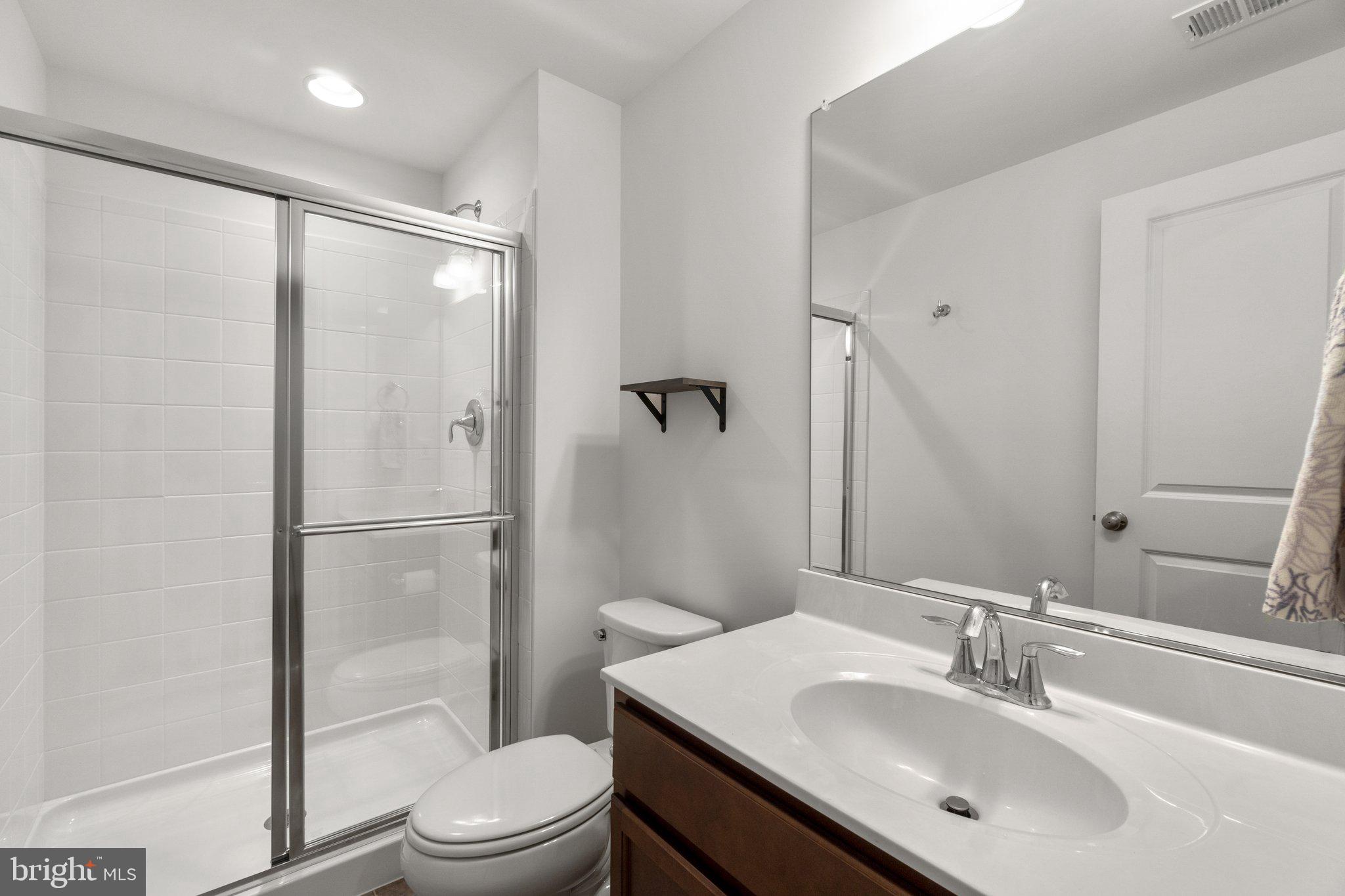 TALLYN RIDGE - Residential