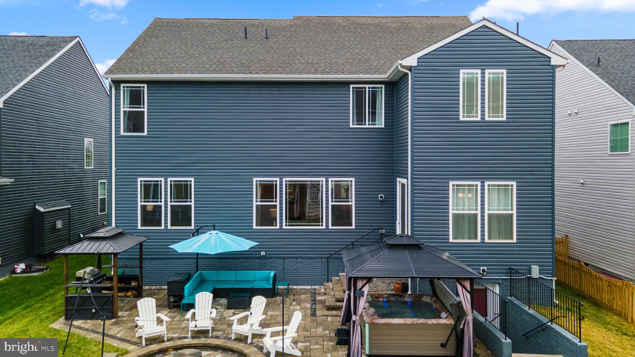 TALLYN RIDGE - Residential