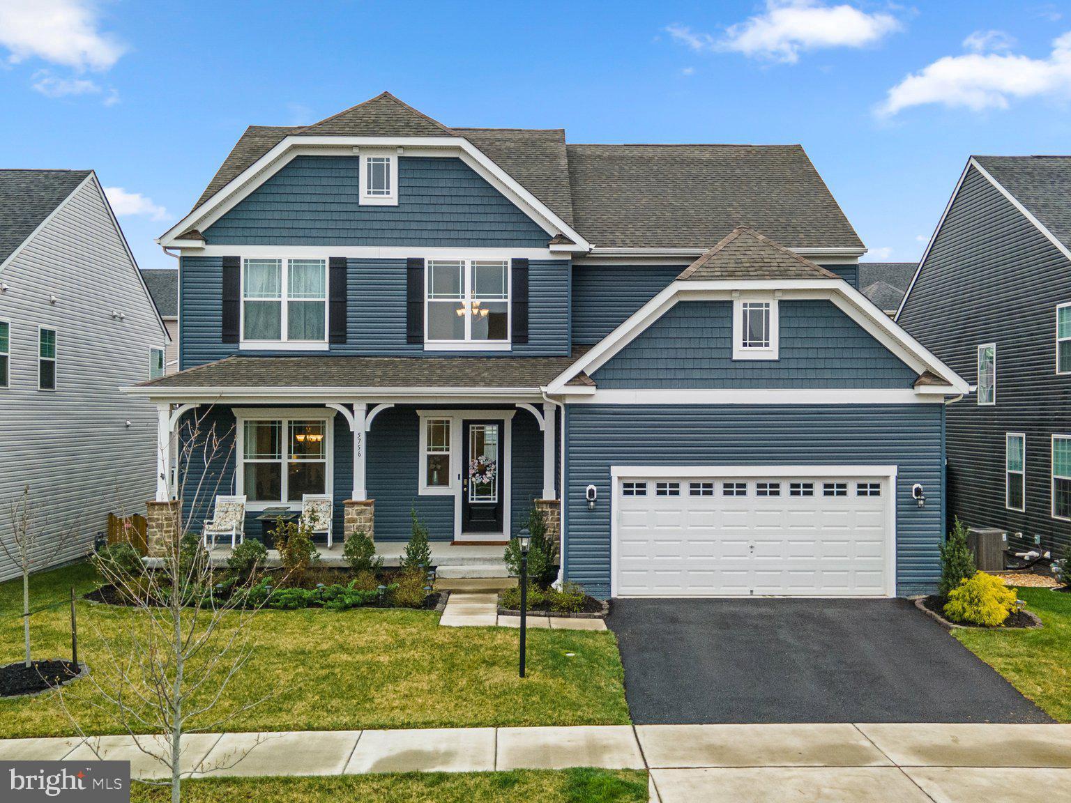 TALLYN RIDGE - Residential