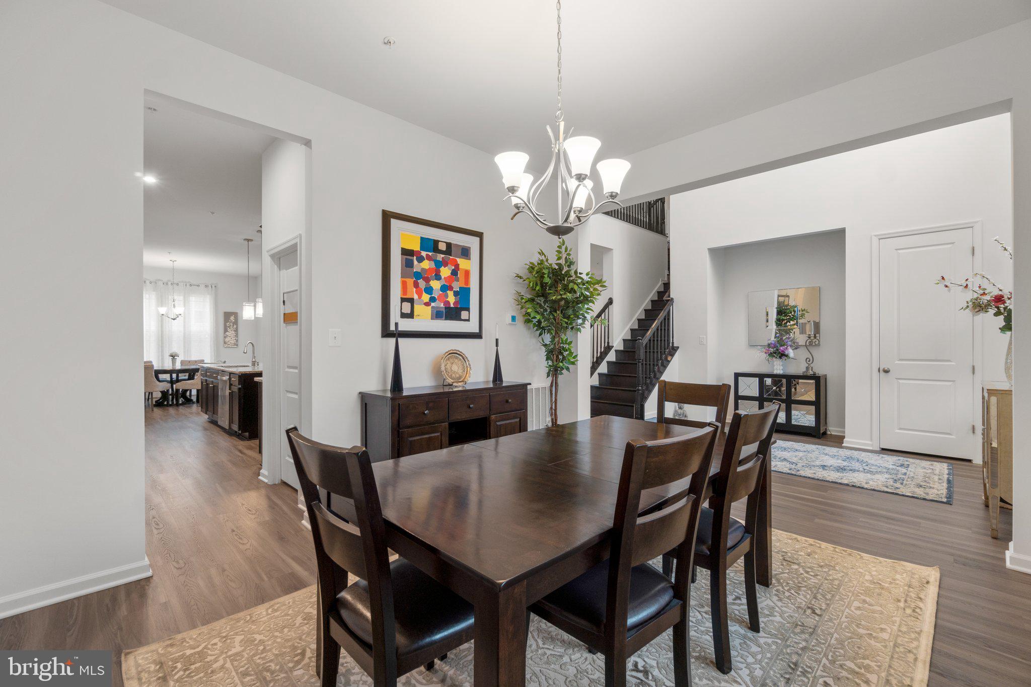 TALLYN RIDGE - Residential