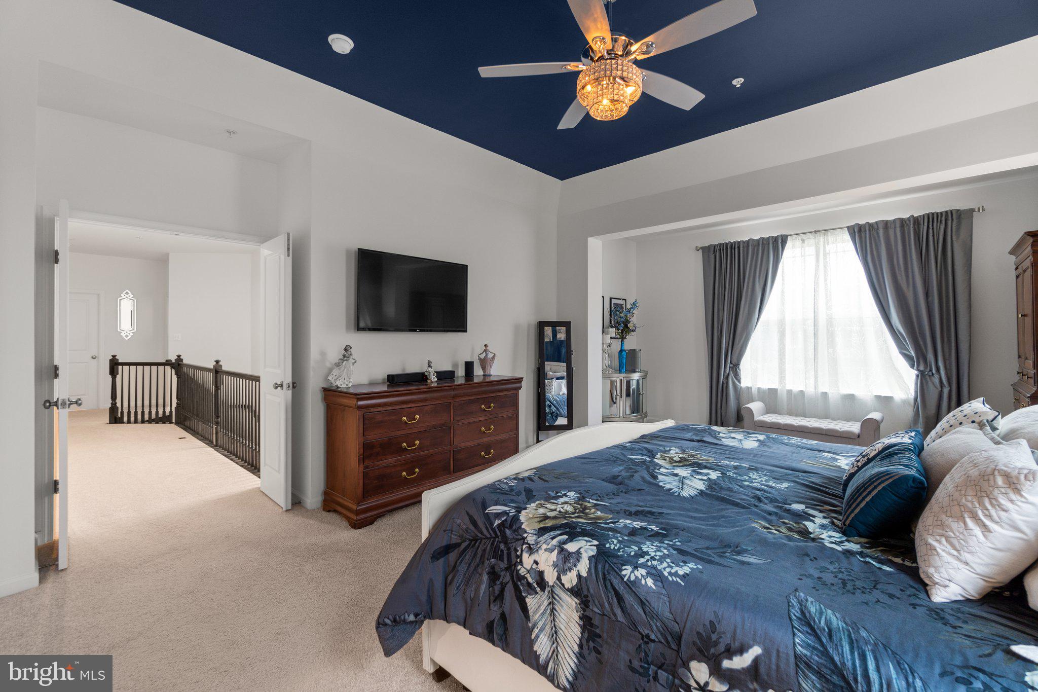 TALLYN RIDGE - Residential