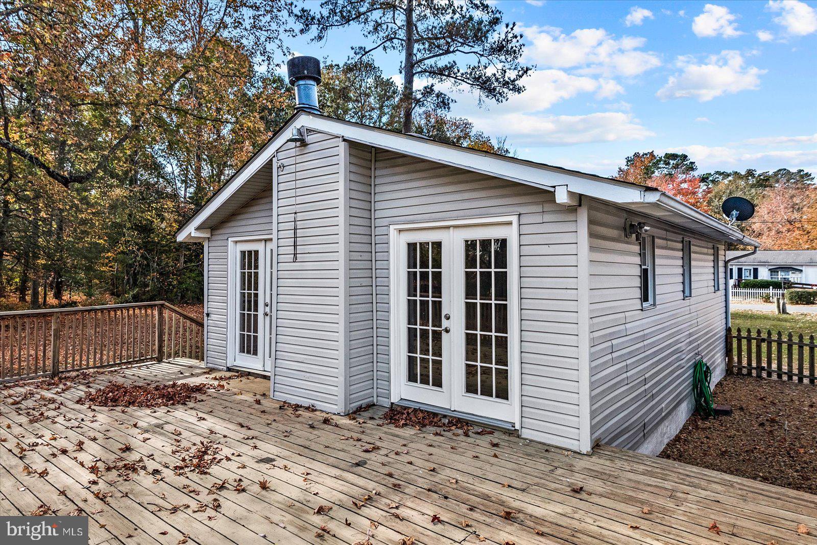 WESTMORELAND SHORES - Residential