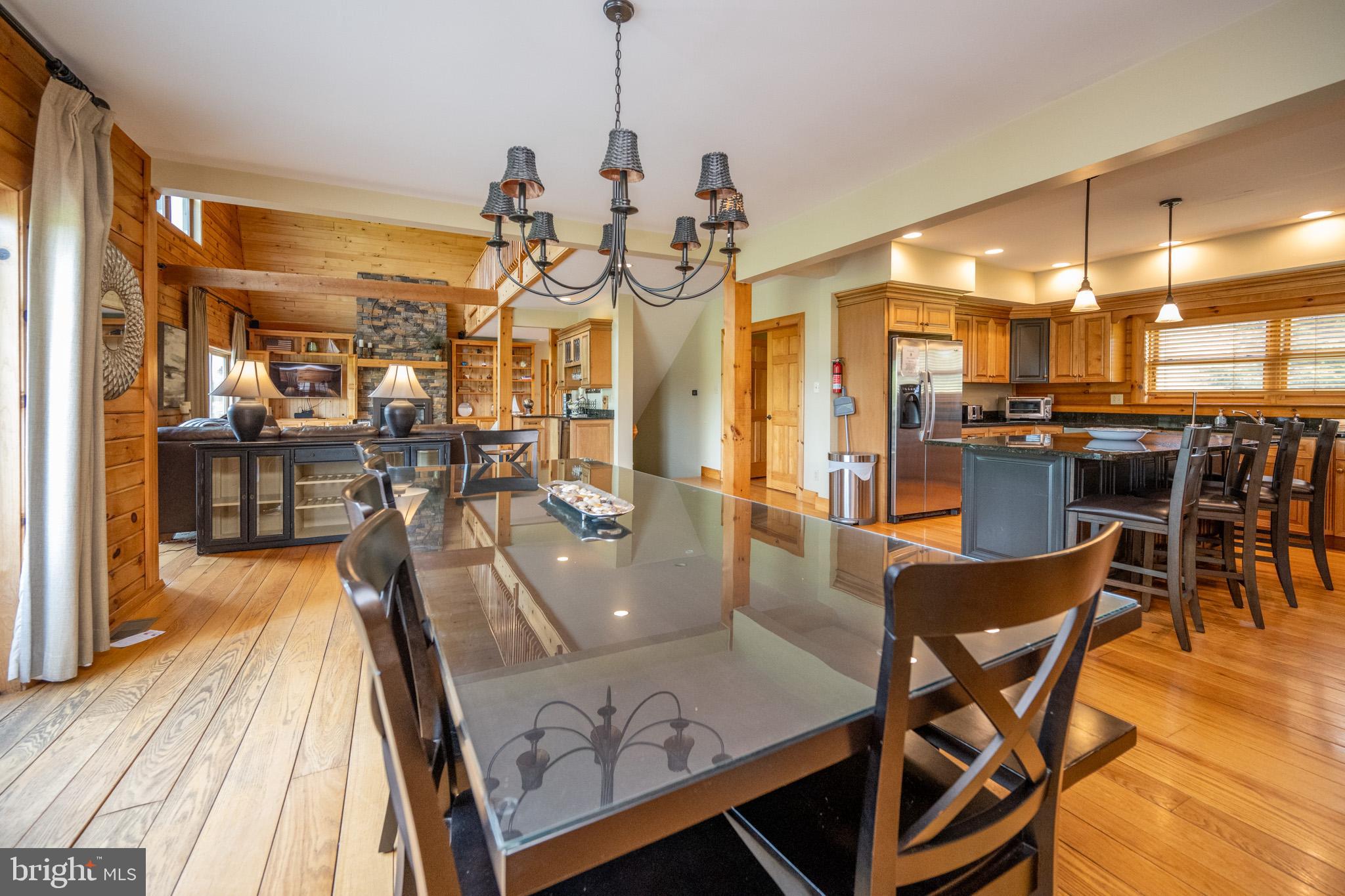 WATERFRONT GREENS - Residential