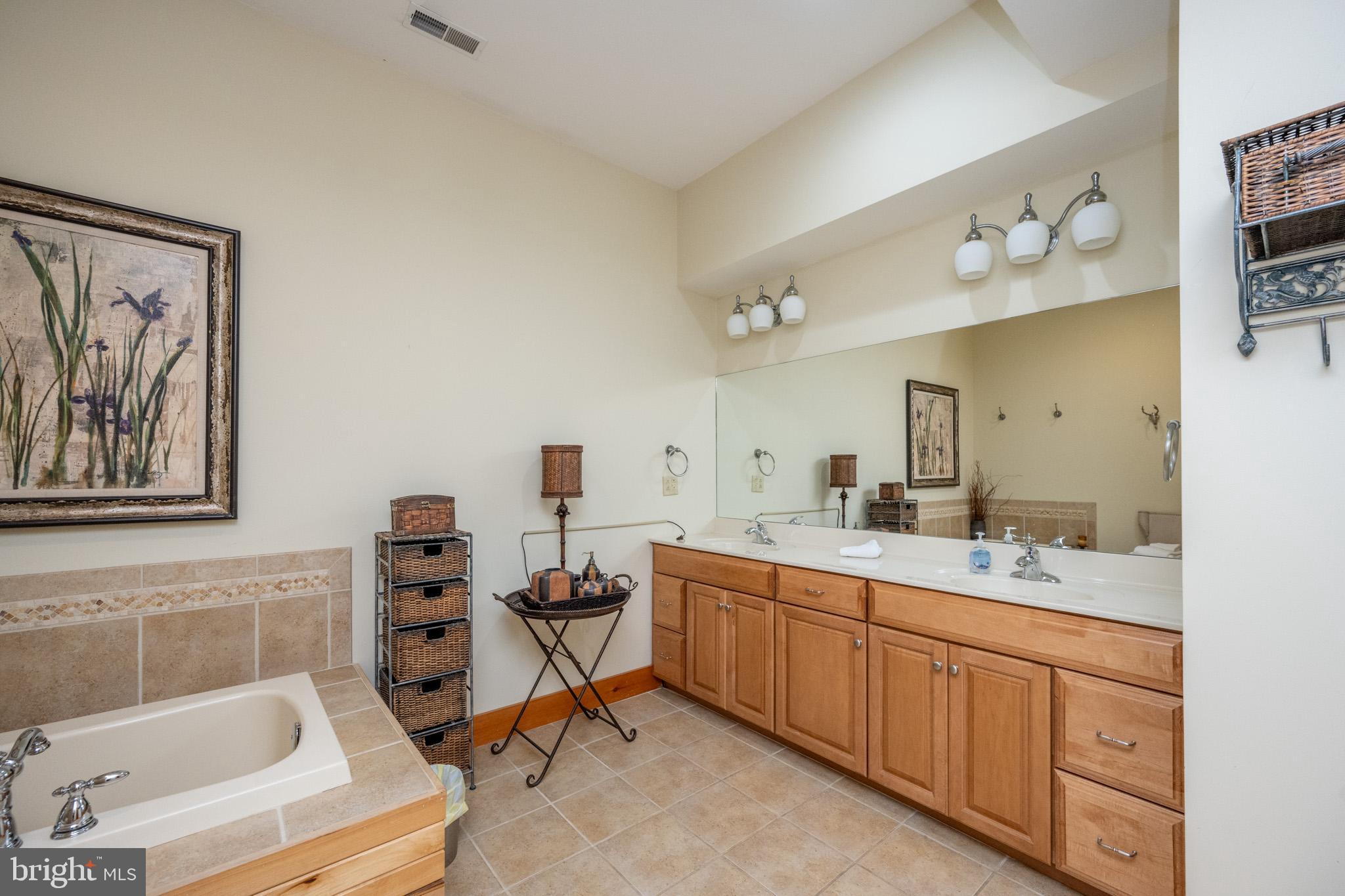 WATERFRONT GREENS - Residential