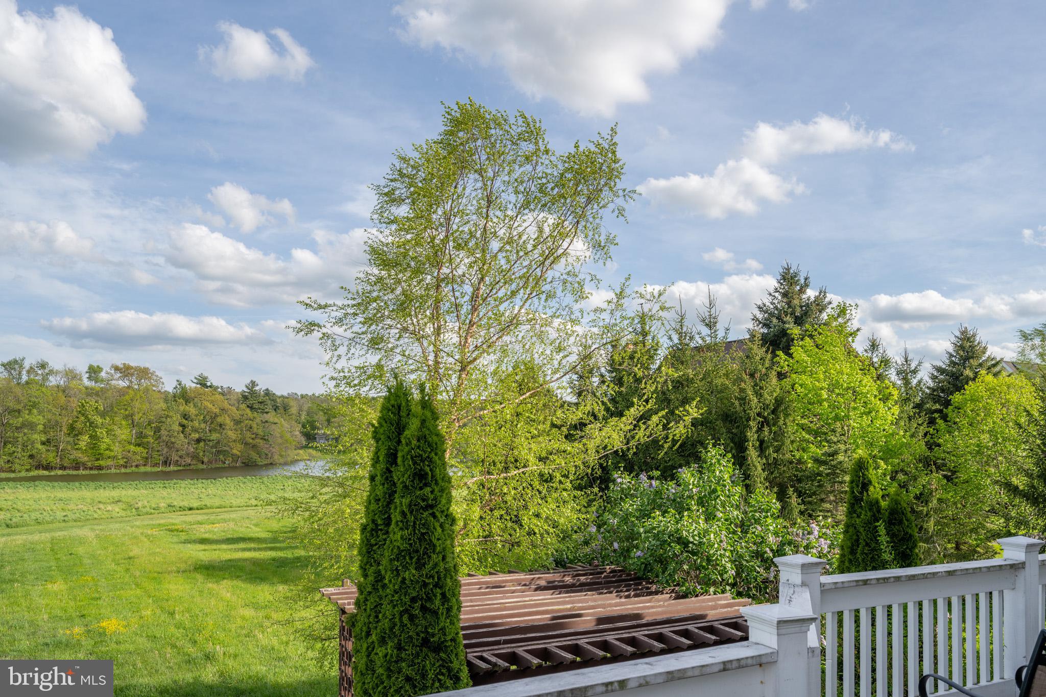 WATERFRONT GREENS - Residential