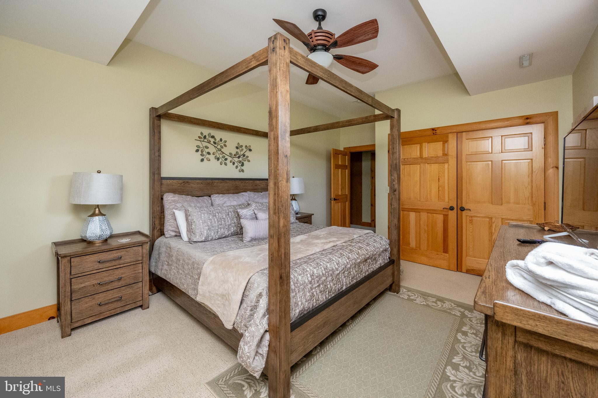 WATERFRONT GREENS - Residential